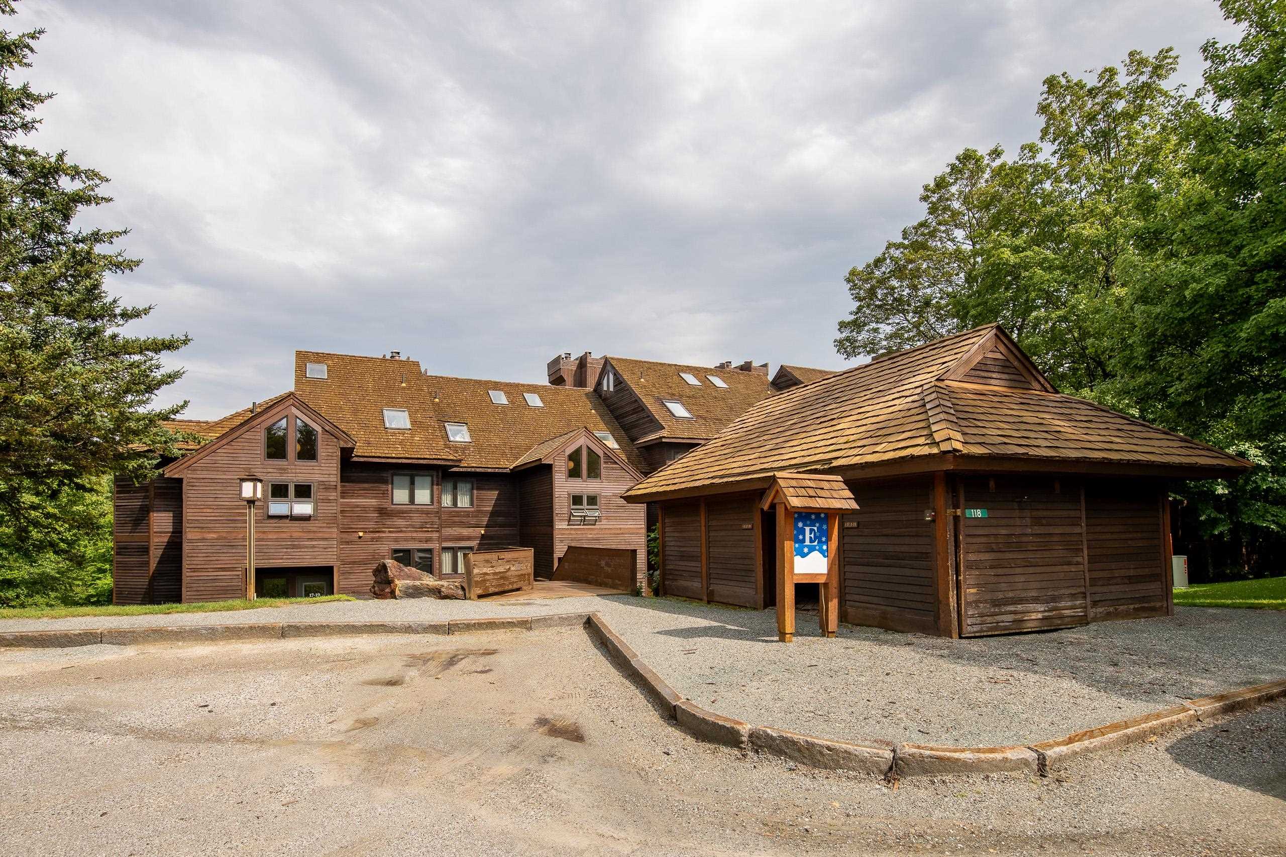 Homes for sale in Killington, VT | 118 High Ridge Rd #E18, Killington, VT 05751 | MLS# 5056308