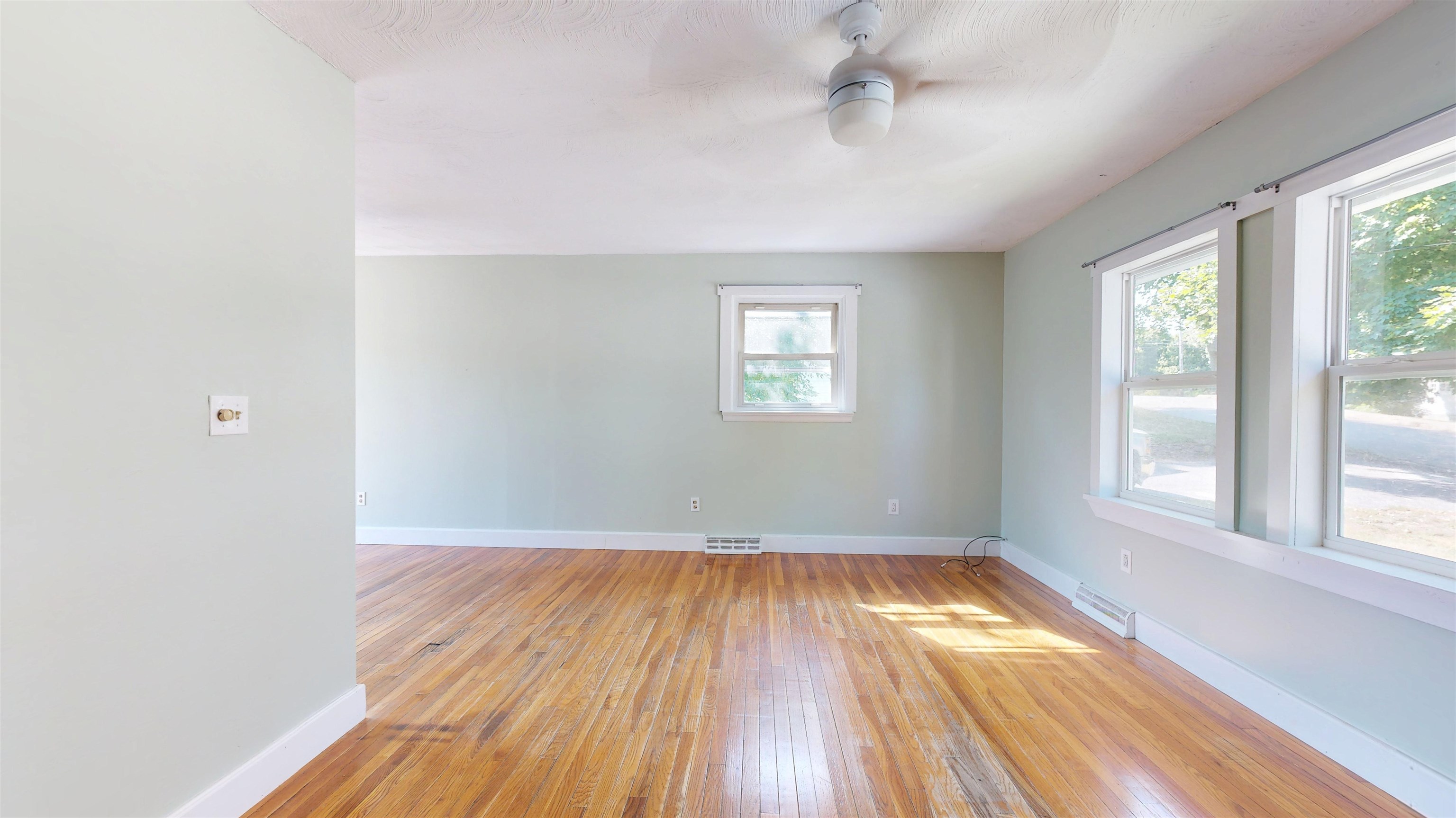 Homes for sale in Vergennes, VT | 8 Hillside Acres, Vergennes, VT 05491 | MLS# 5056379