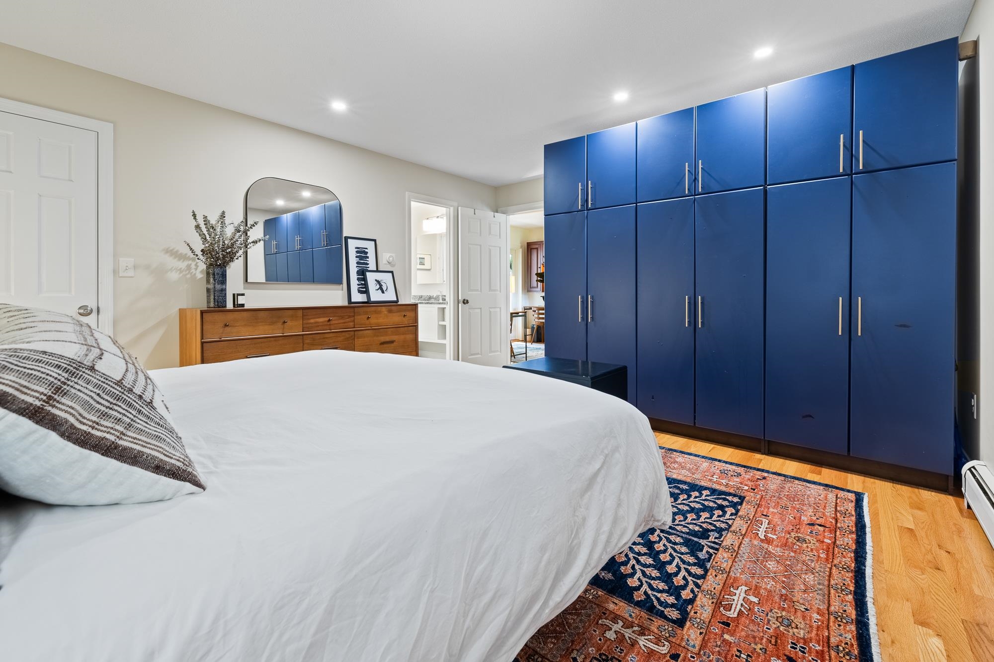 Primary Bedroom 23885130