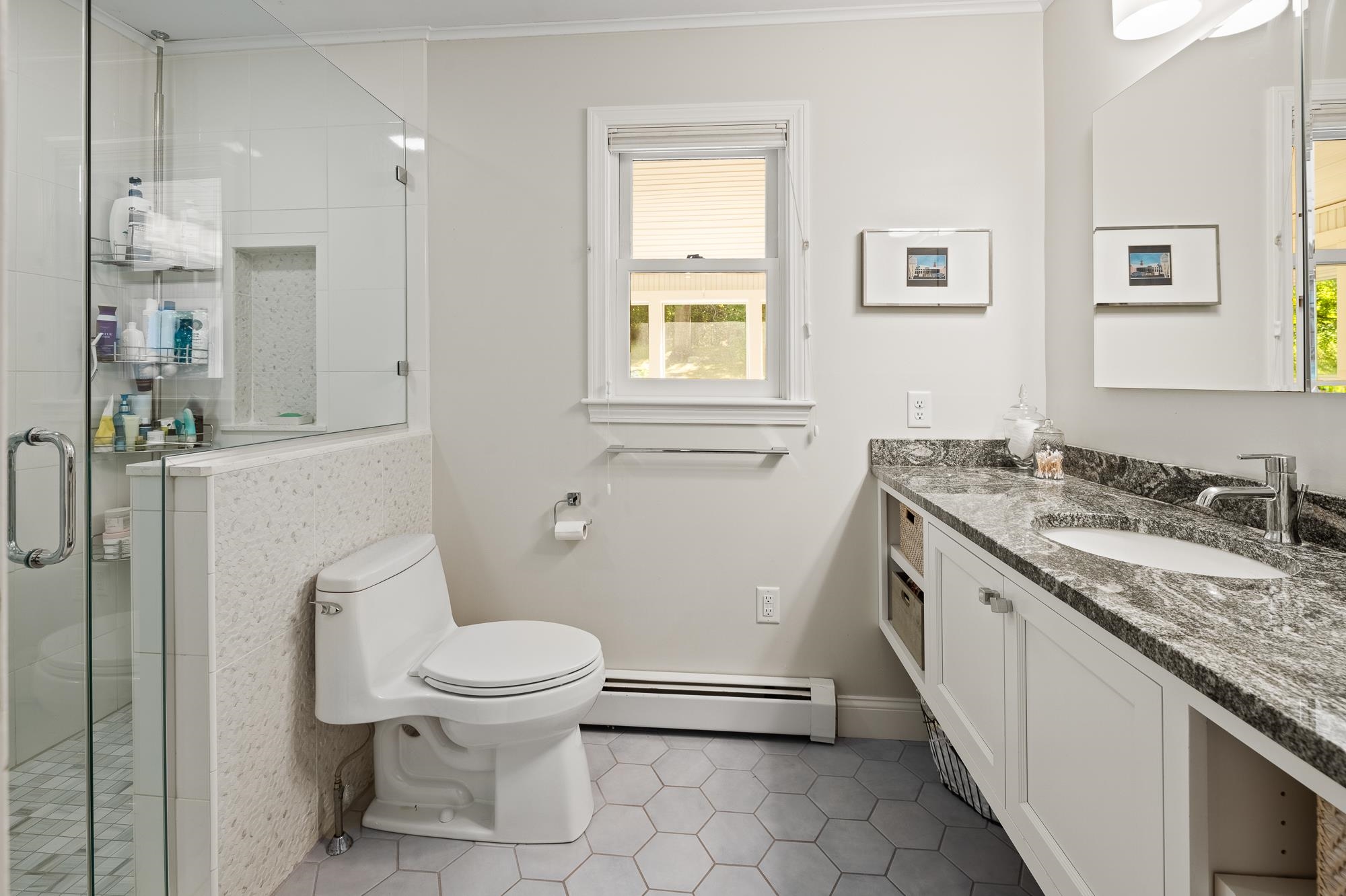 Primary Bathroom 23885132