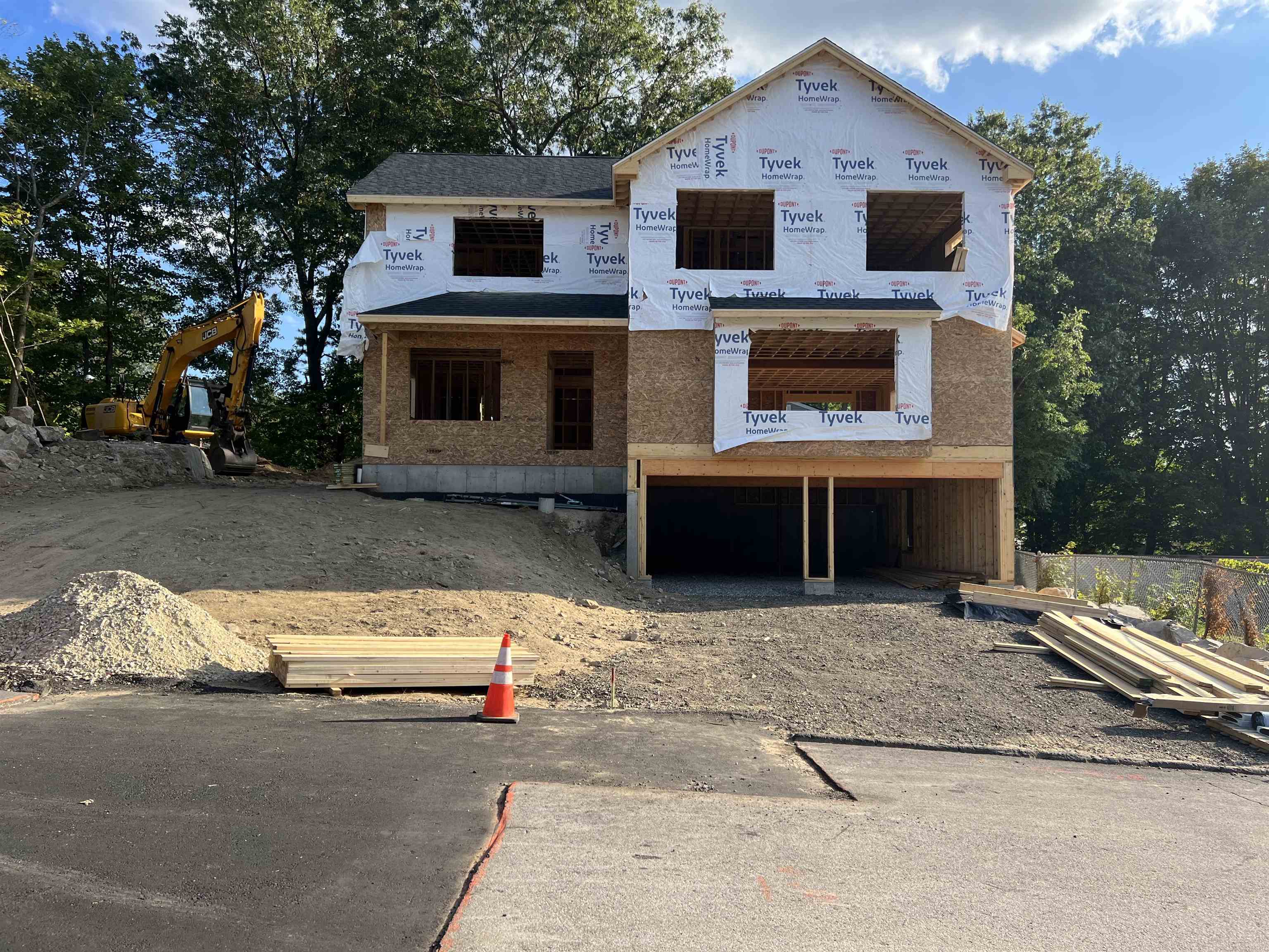 Photo 3 of 25