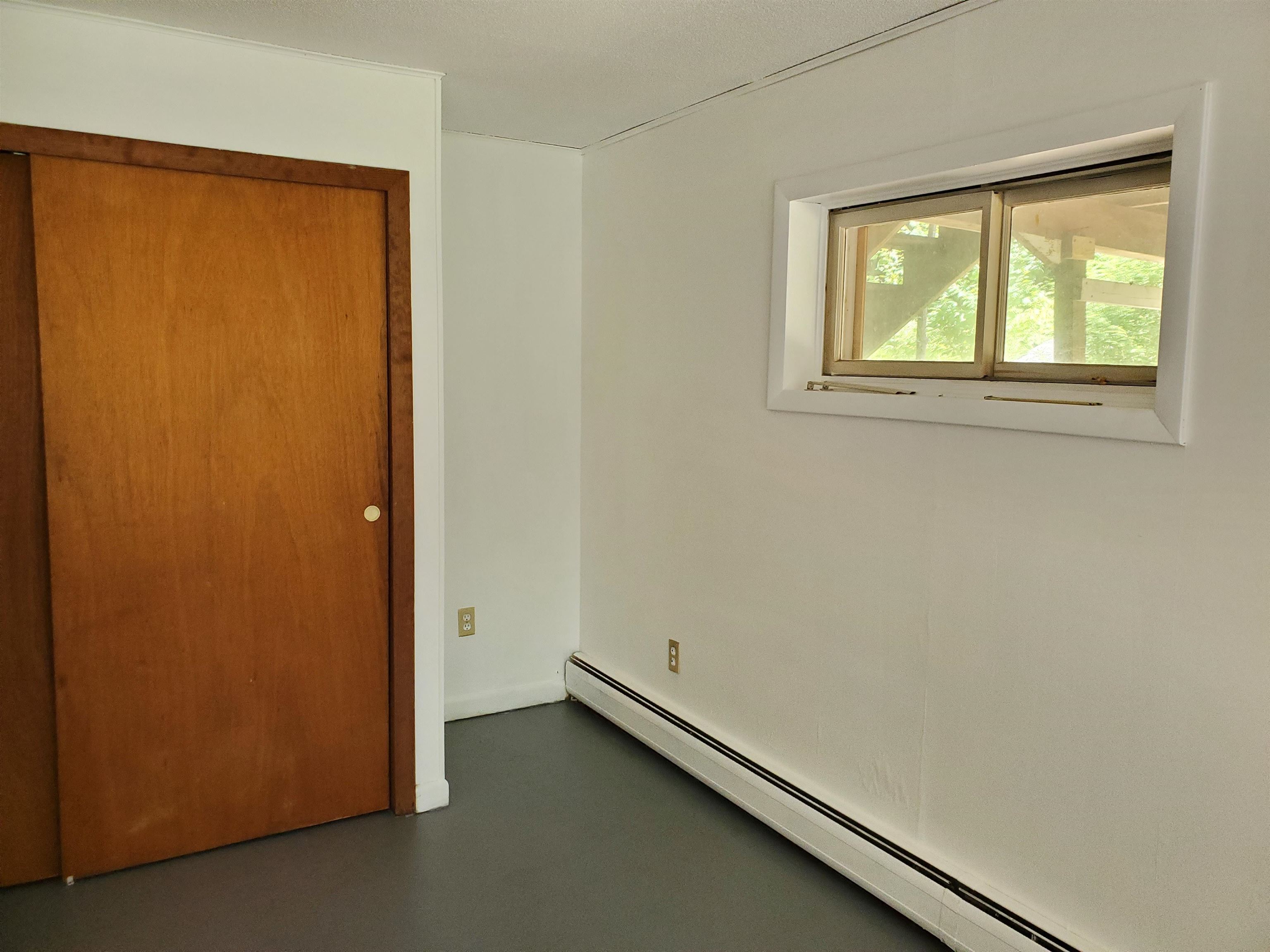 Lower level room 2