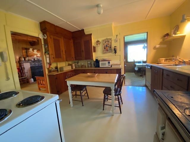 Another angle kitchen