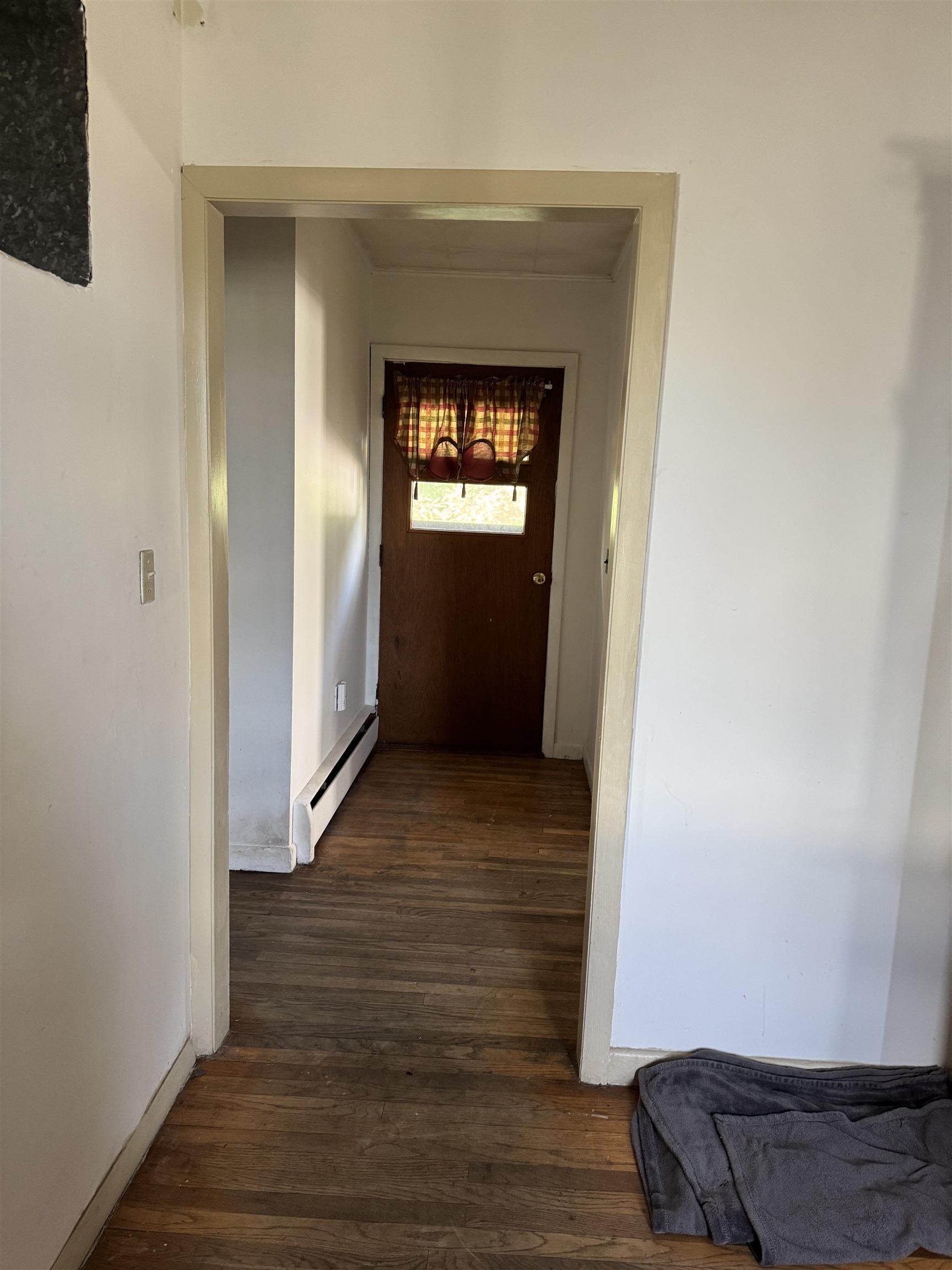 2nd entrance hallway