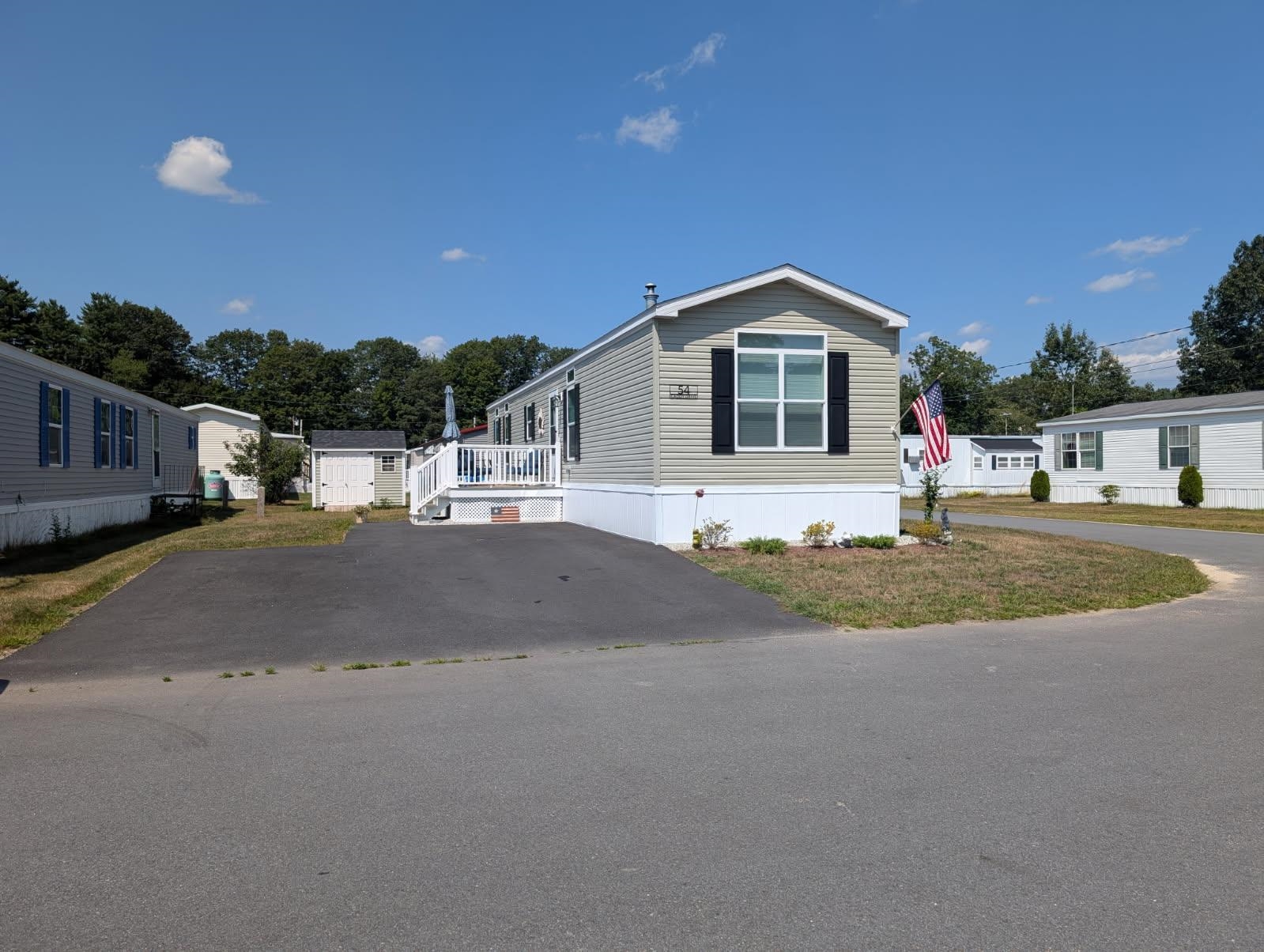 MLS 5056989: 54 Caddy Drive, Salem NH