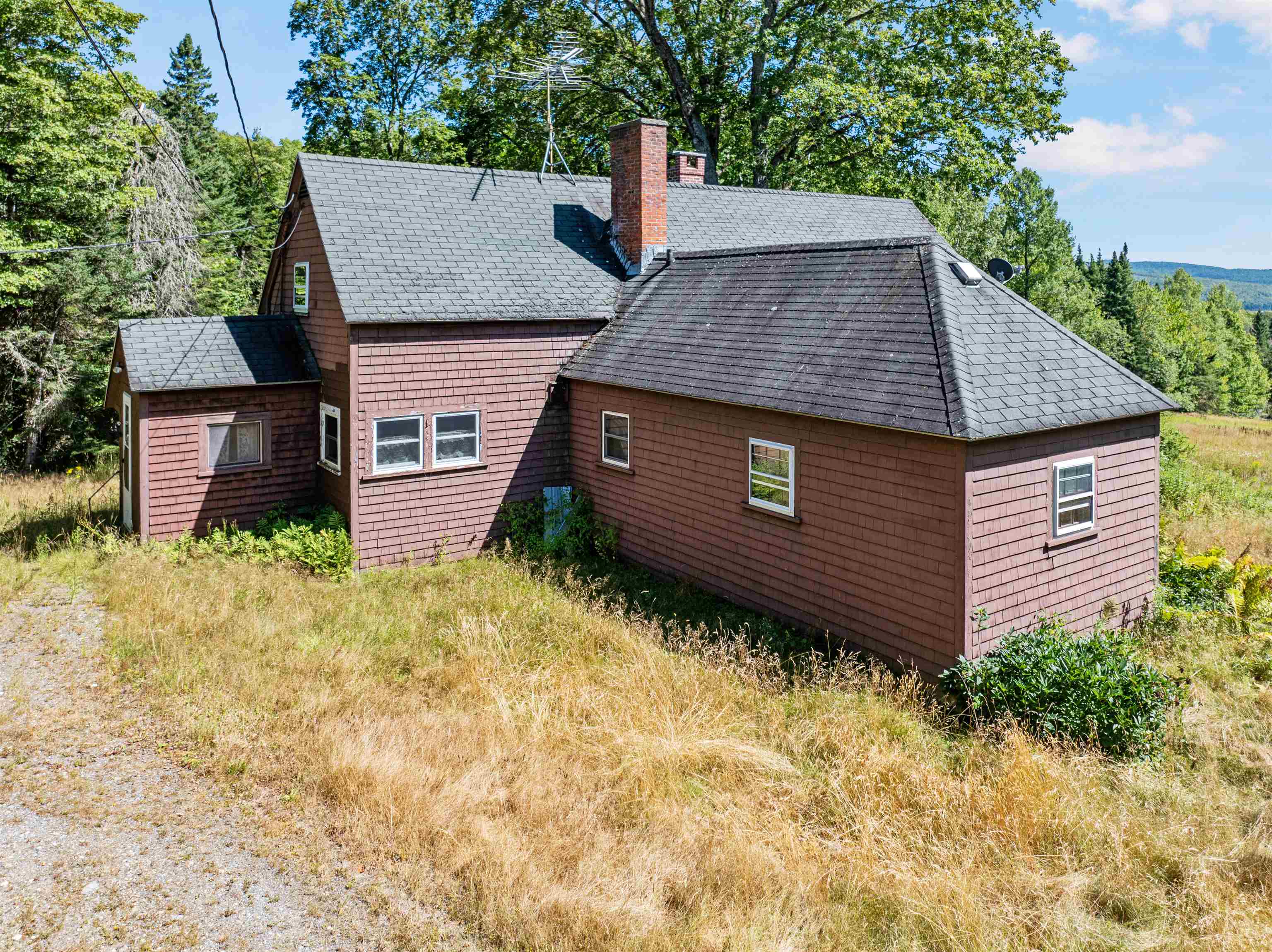 Homes for sale in Pittsburg, NH | 38 Lost Horizon Rd, Pittsburg, NH 03592 | MLS# 5057096