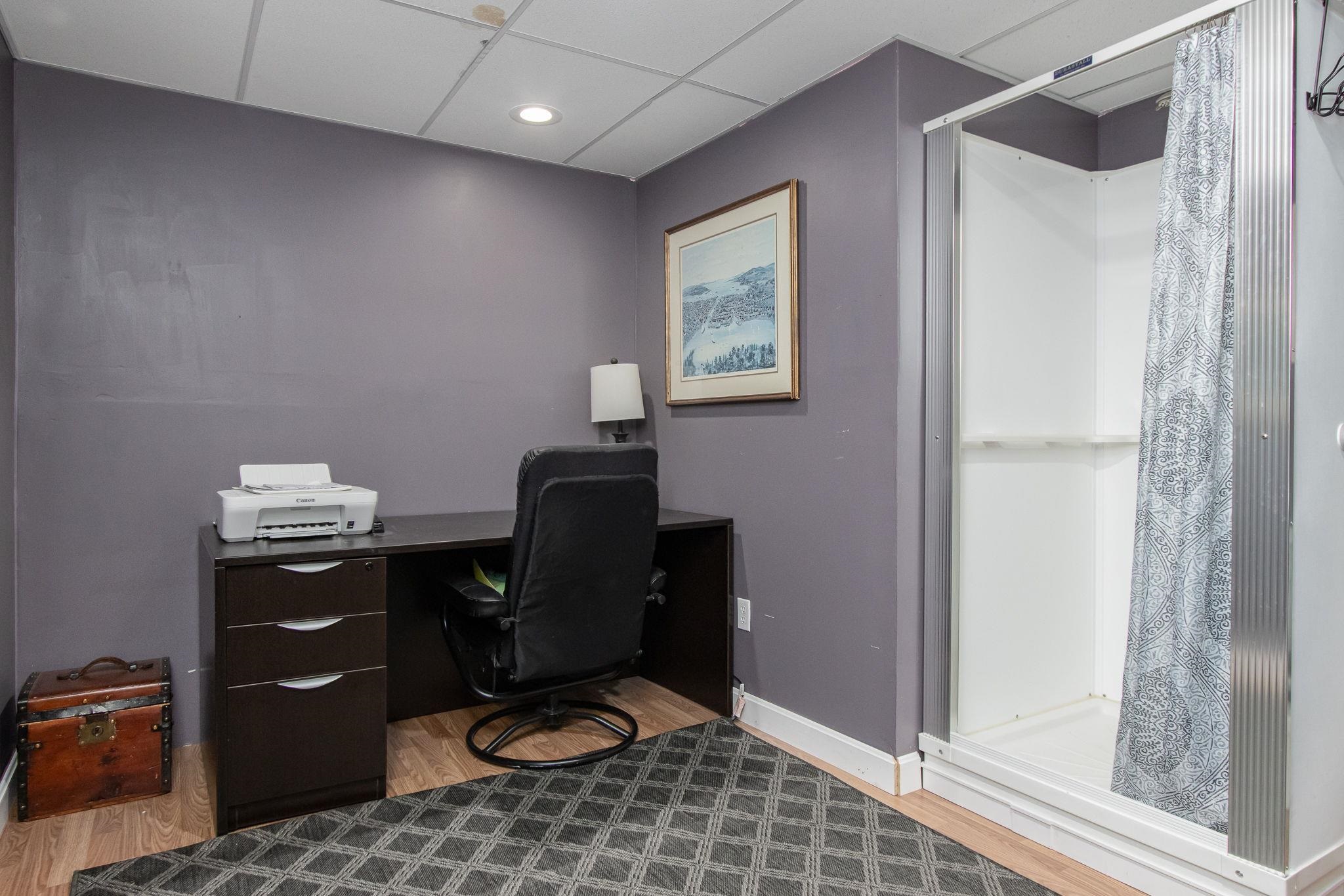 Office space w/ 3/4 bath
