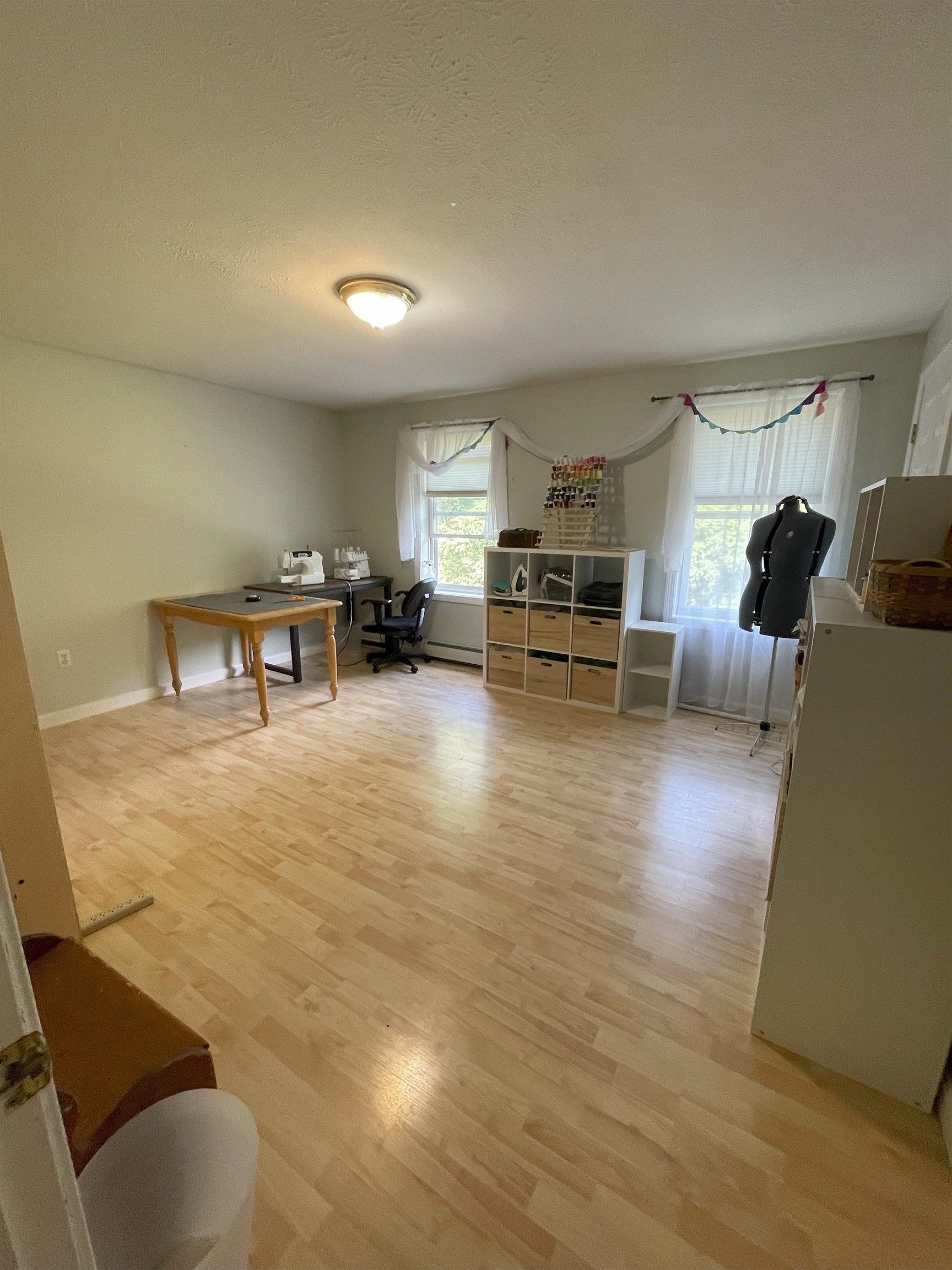 Photo 14 of 23