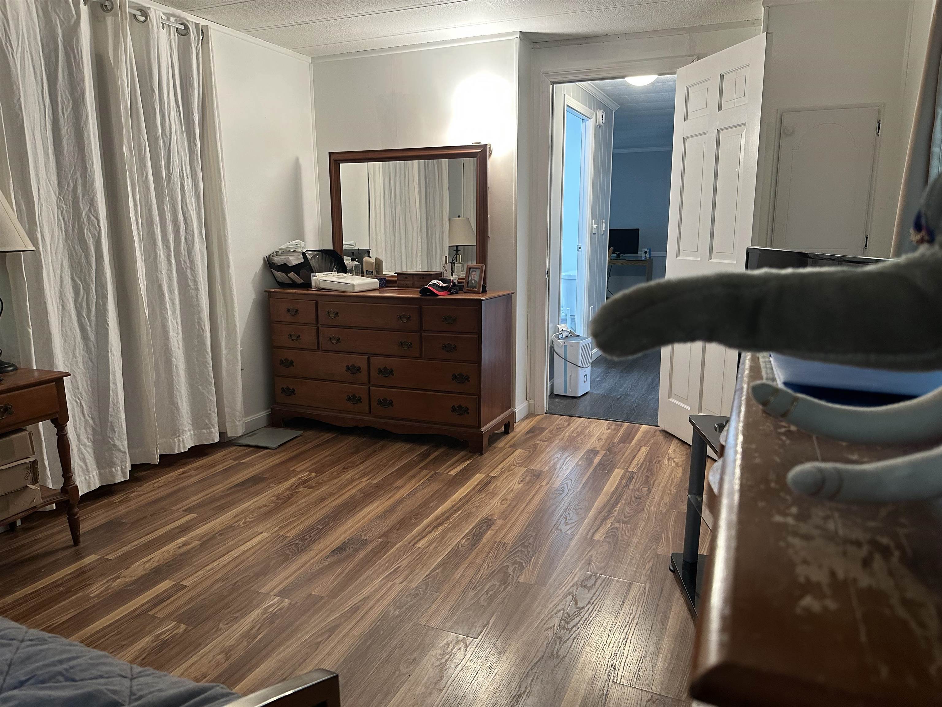 Photo 20 of 33