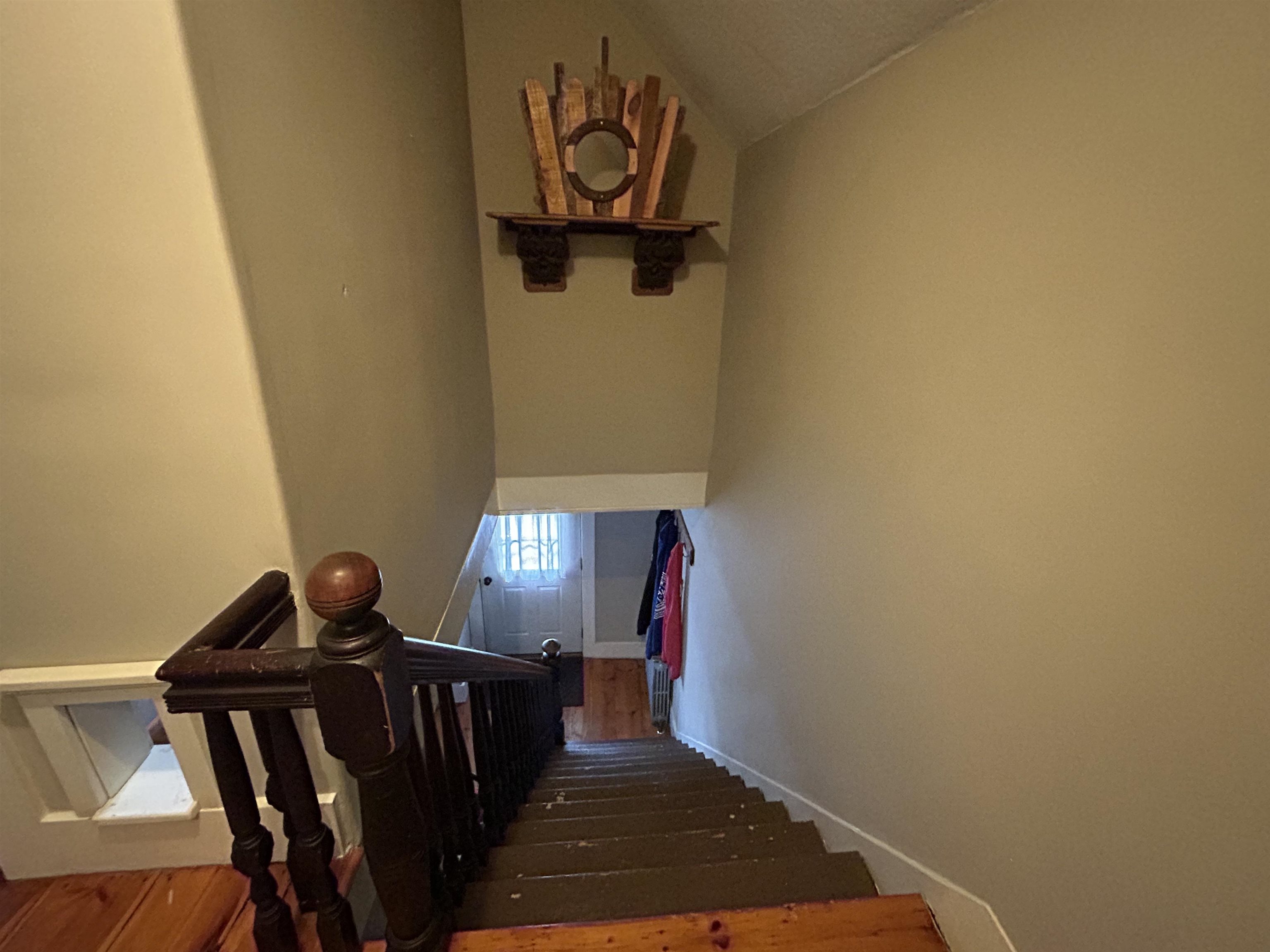 Photo 14 of 28