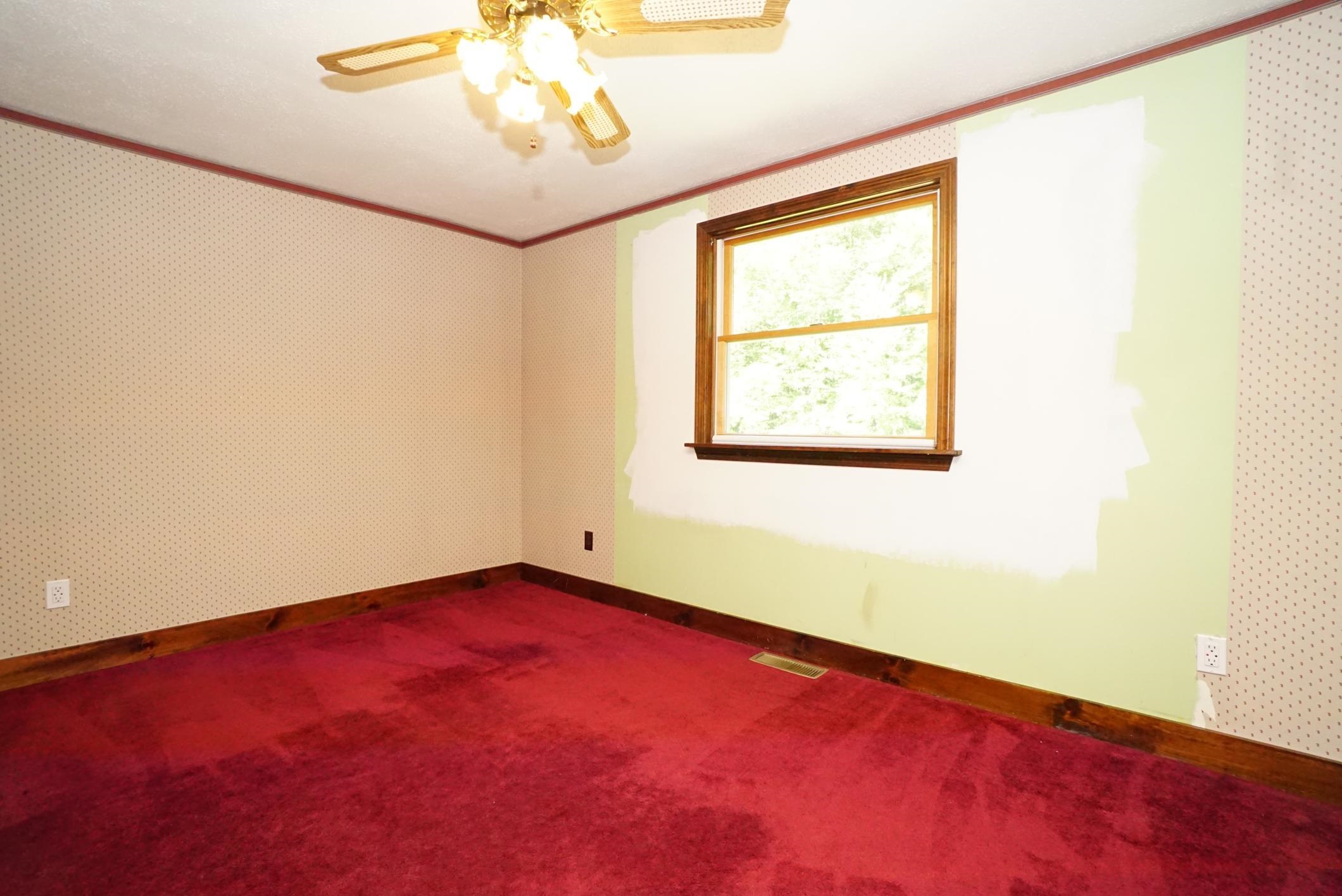 Photo 18 of 60