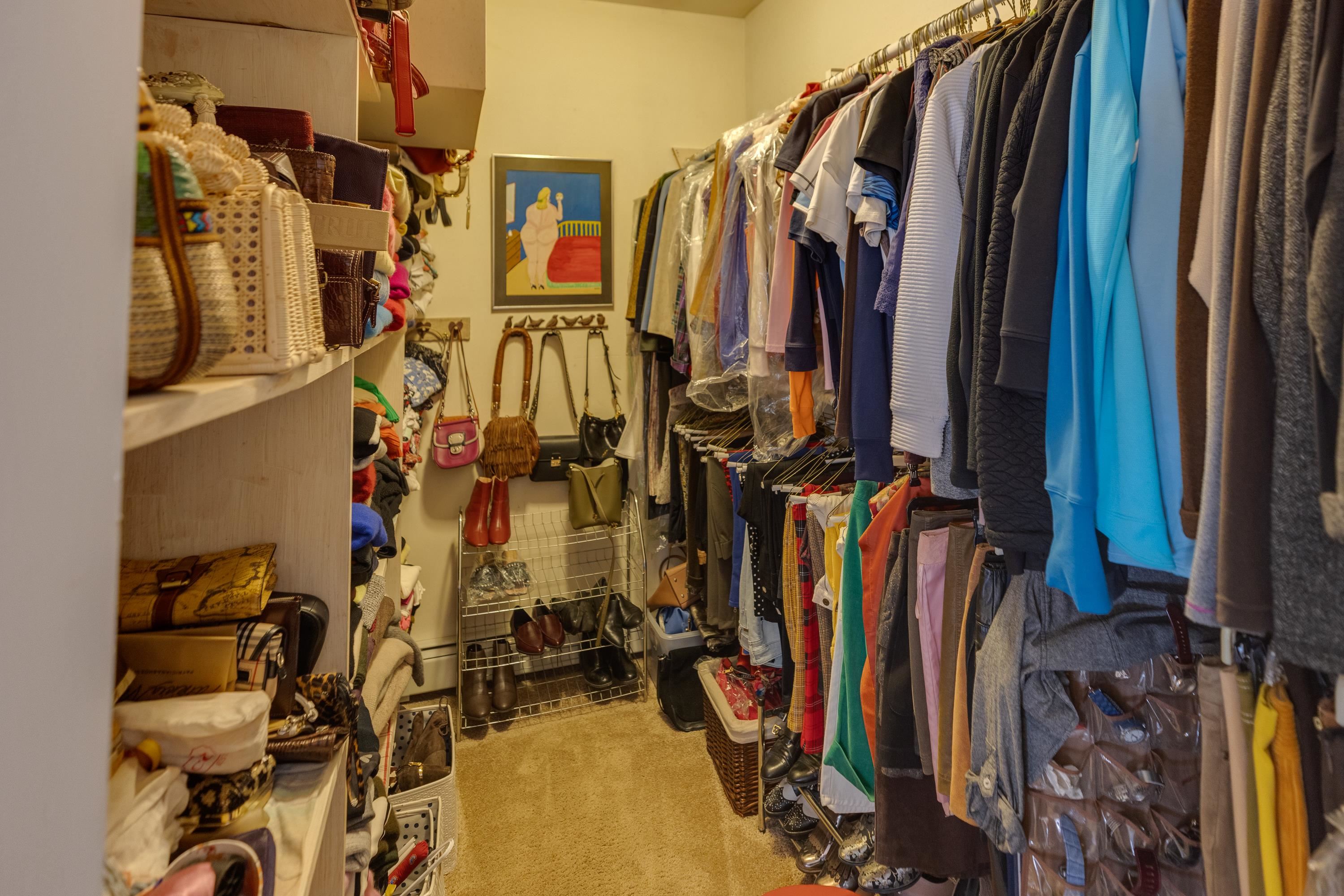 walk in closet