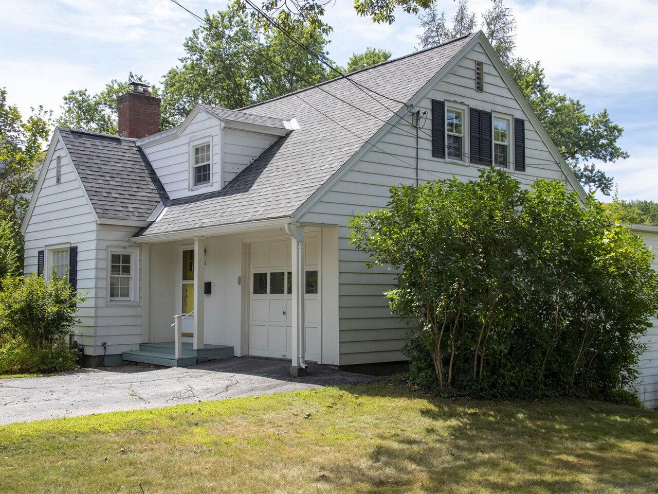 52 Clarendon Avenue
