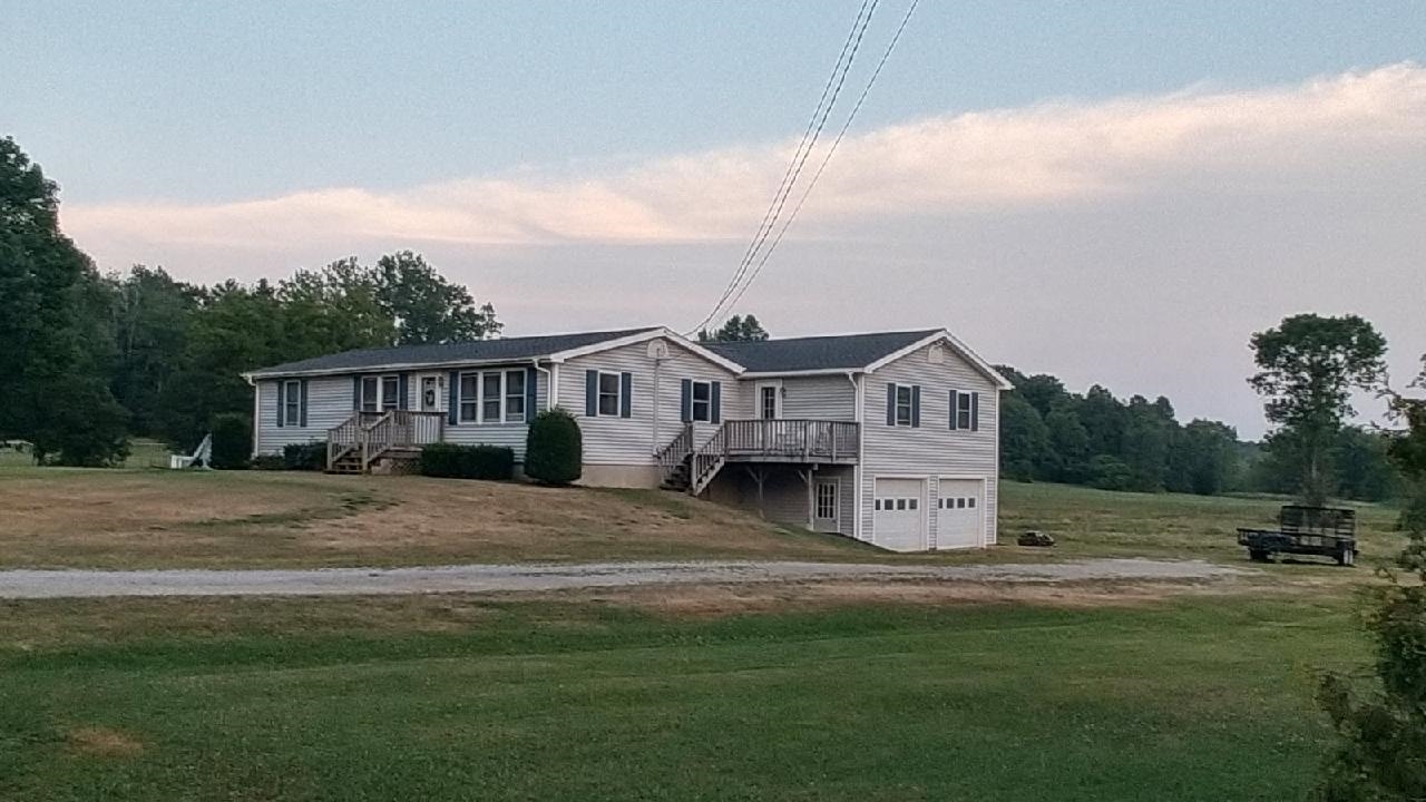 Homes for sale in Brandon, VT | 900 Pearl St, Brandon, VT 05733 | MLS# 5058042