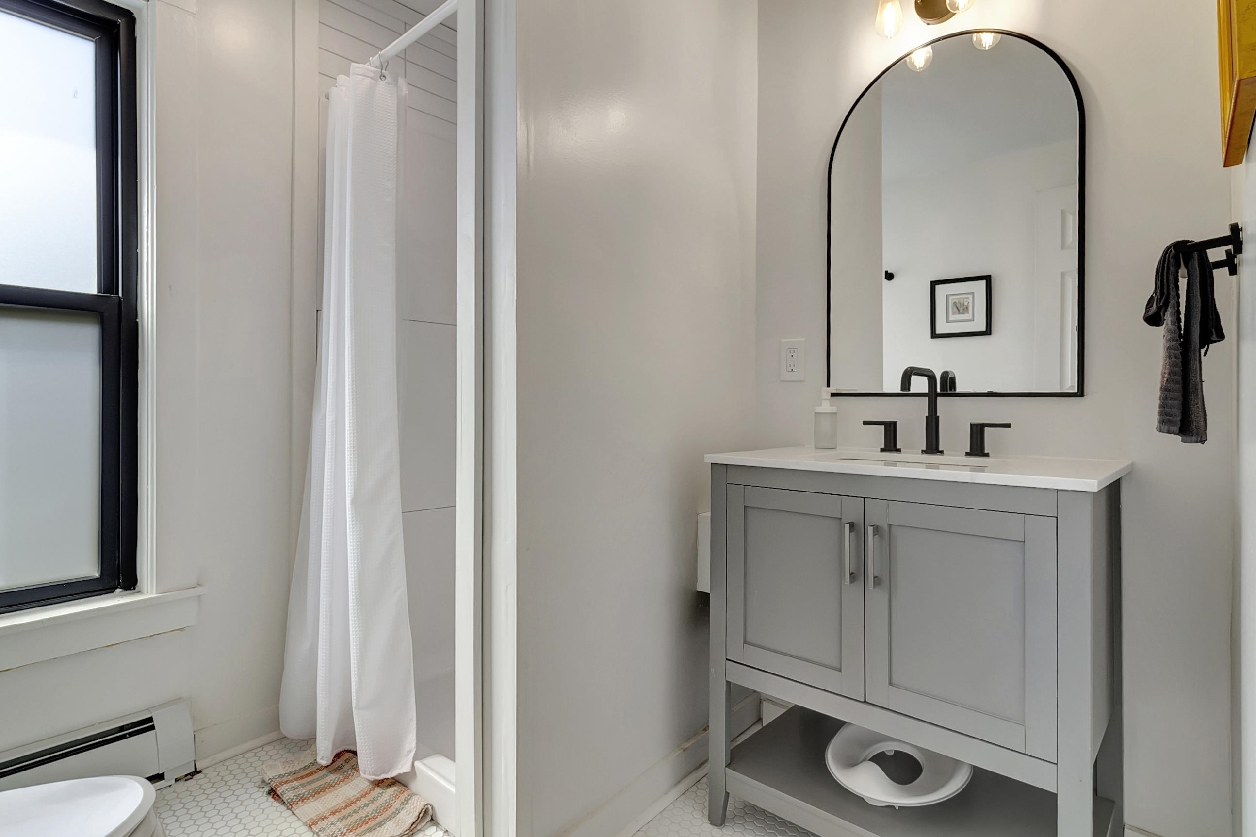 2nd floor hall bathroom