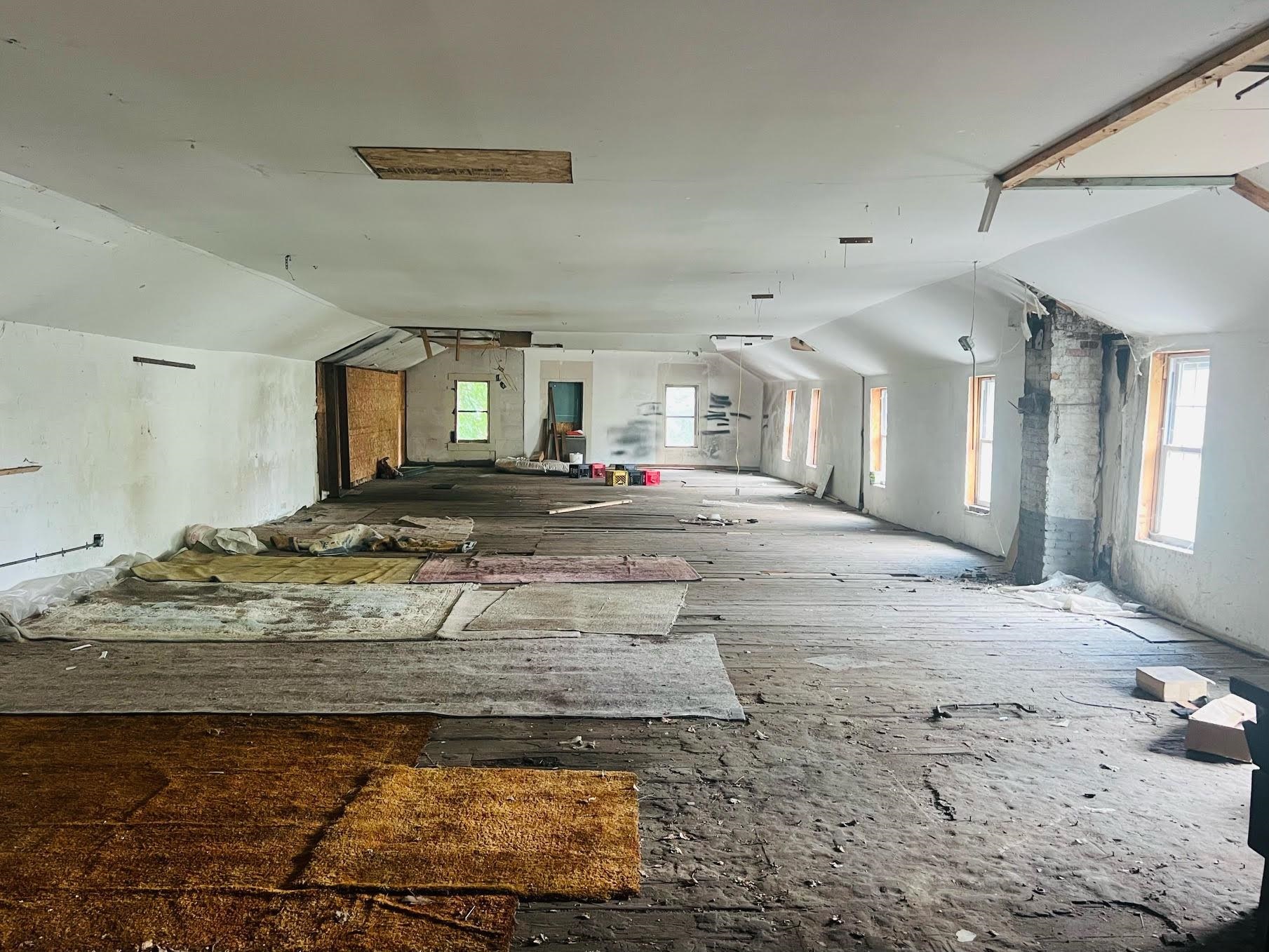 Semi-finished 2nd floor