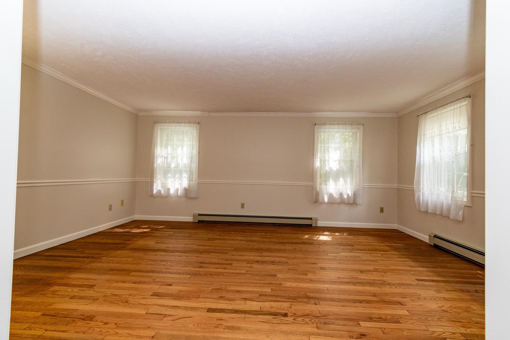 Living Room 23974818