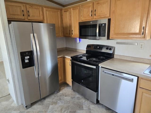 Homes for sale in Rochester, NH | 13 Cross Wind Ln, Rochester, NH 03867 | MLS# 5058684