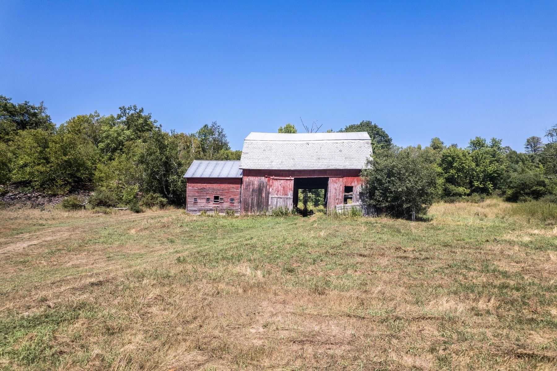 Homes for sale in Castleton, VT | 63 Avalon Beach Rd, Castleton, VT 05735 | MLS# 5058692