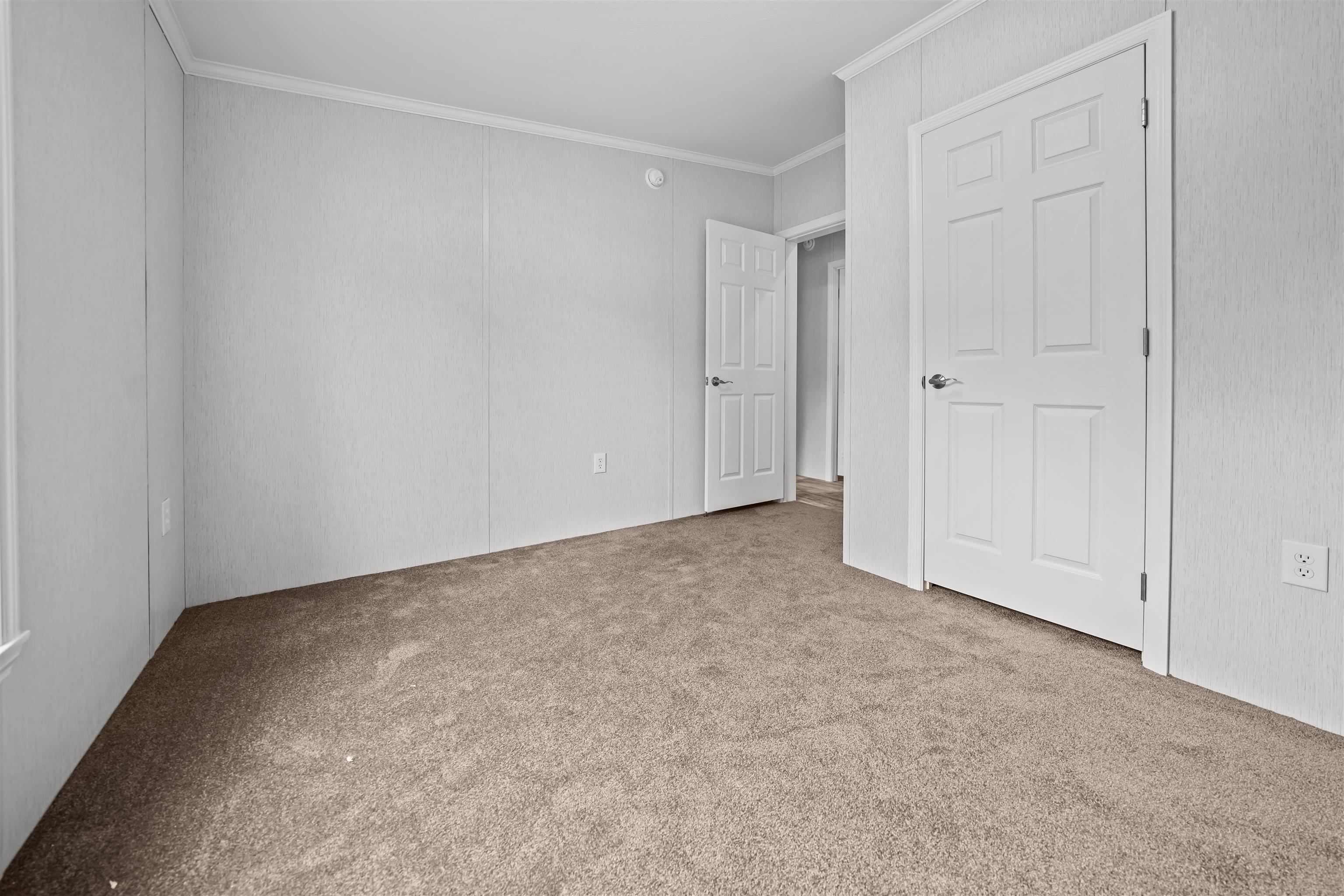 Photo 18 of 28
