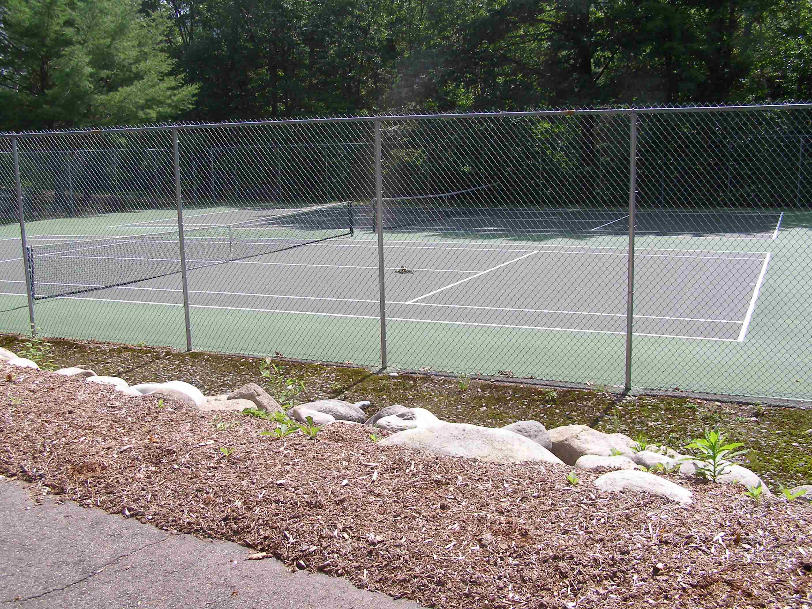 4 tennis courts on site