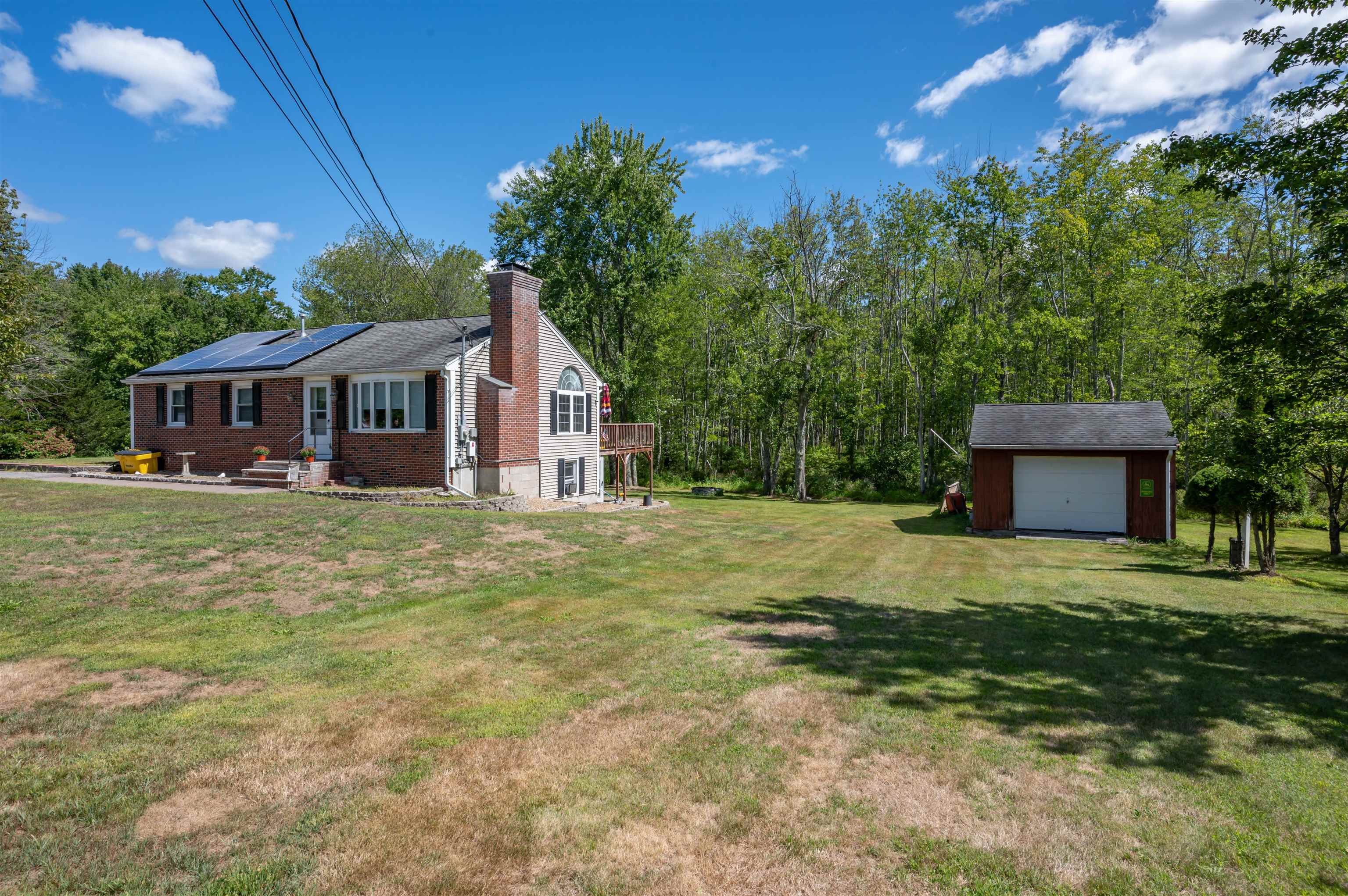 MLS 5058718: 155 Robinson Road, Hudson NH