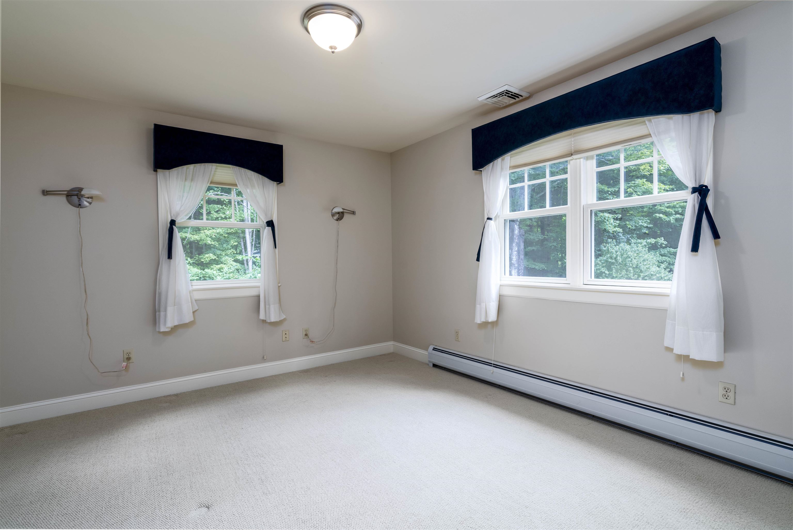 Fourth bedroom