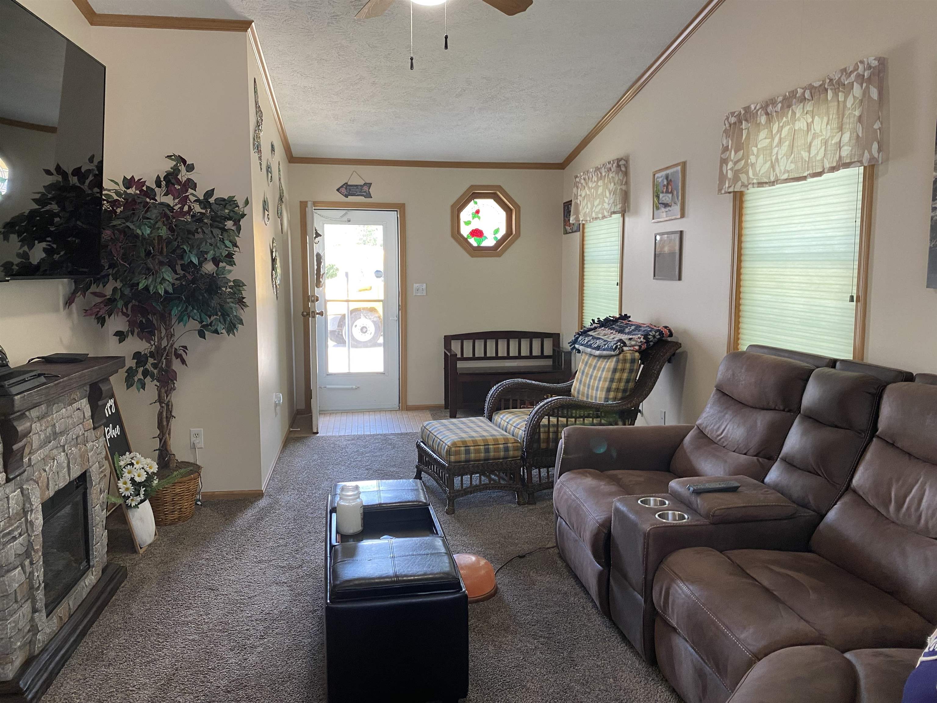 Photo 20 of 30