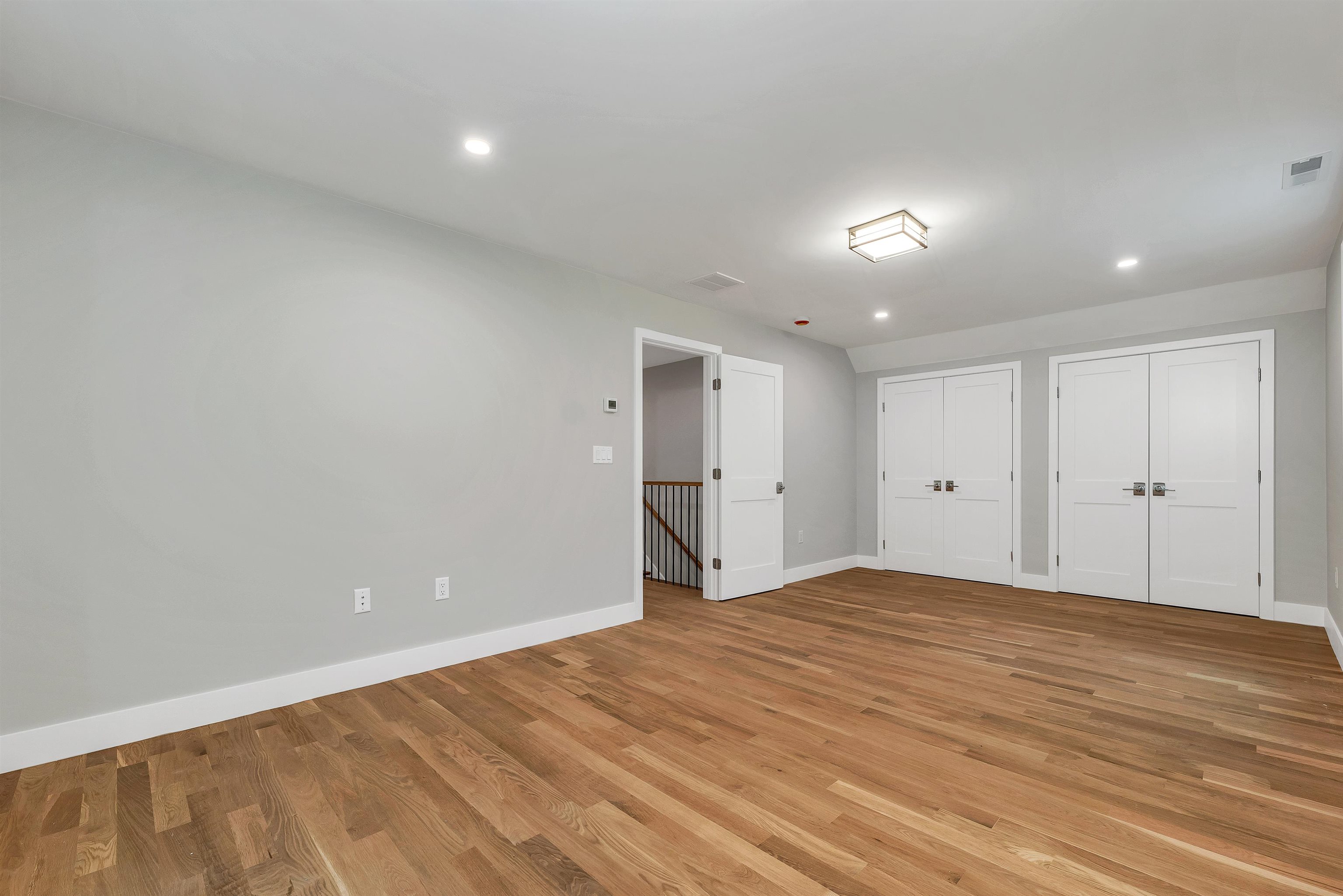 2nd floor Bedroom