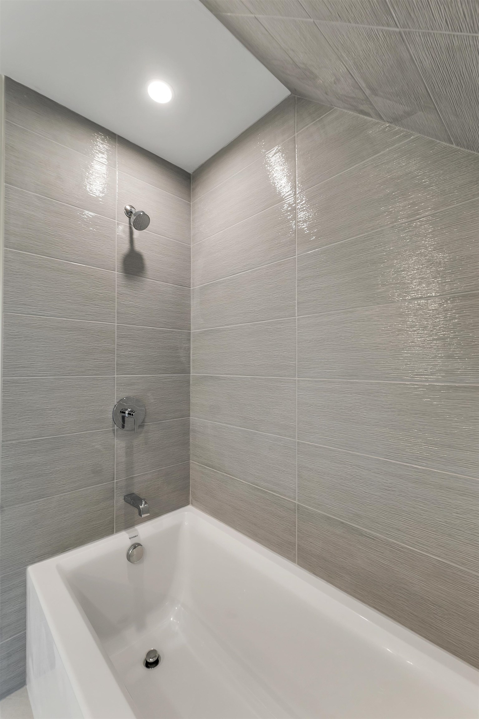 2nd floor full bath
