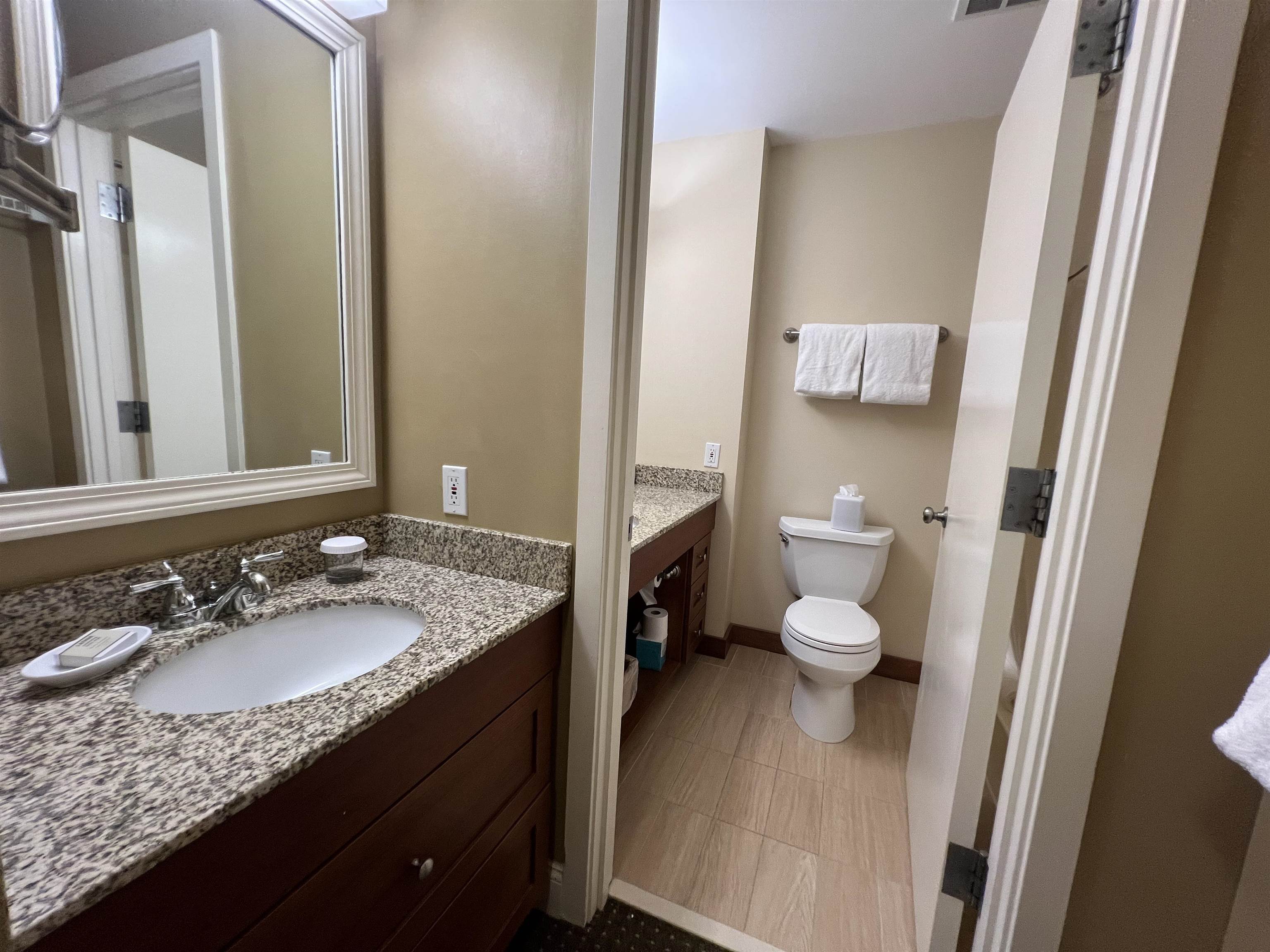 Full bath with separate vanity sink