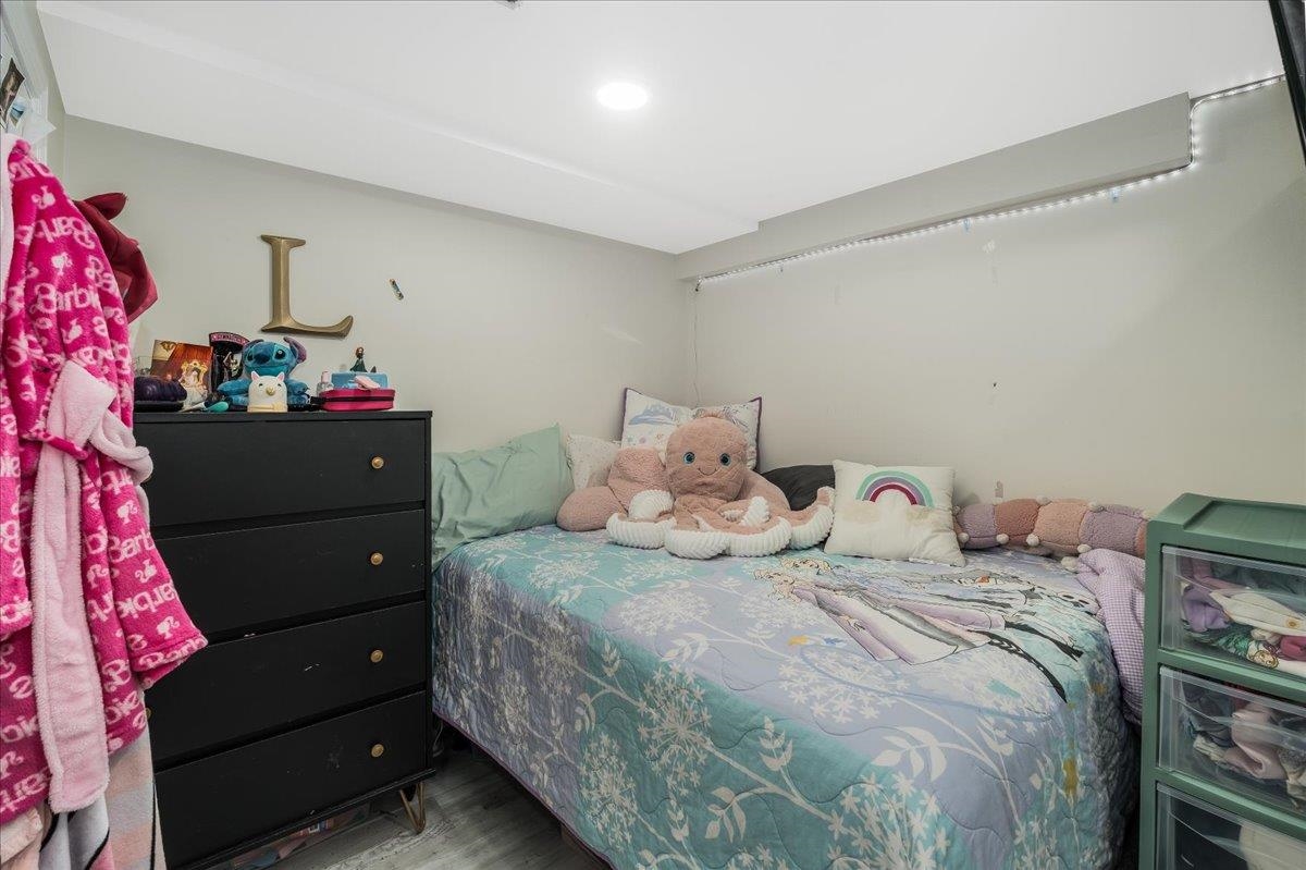 Bonus Room 23967677