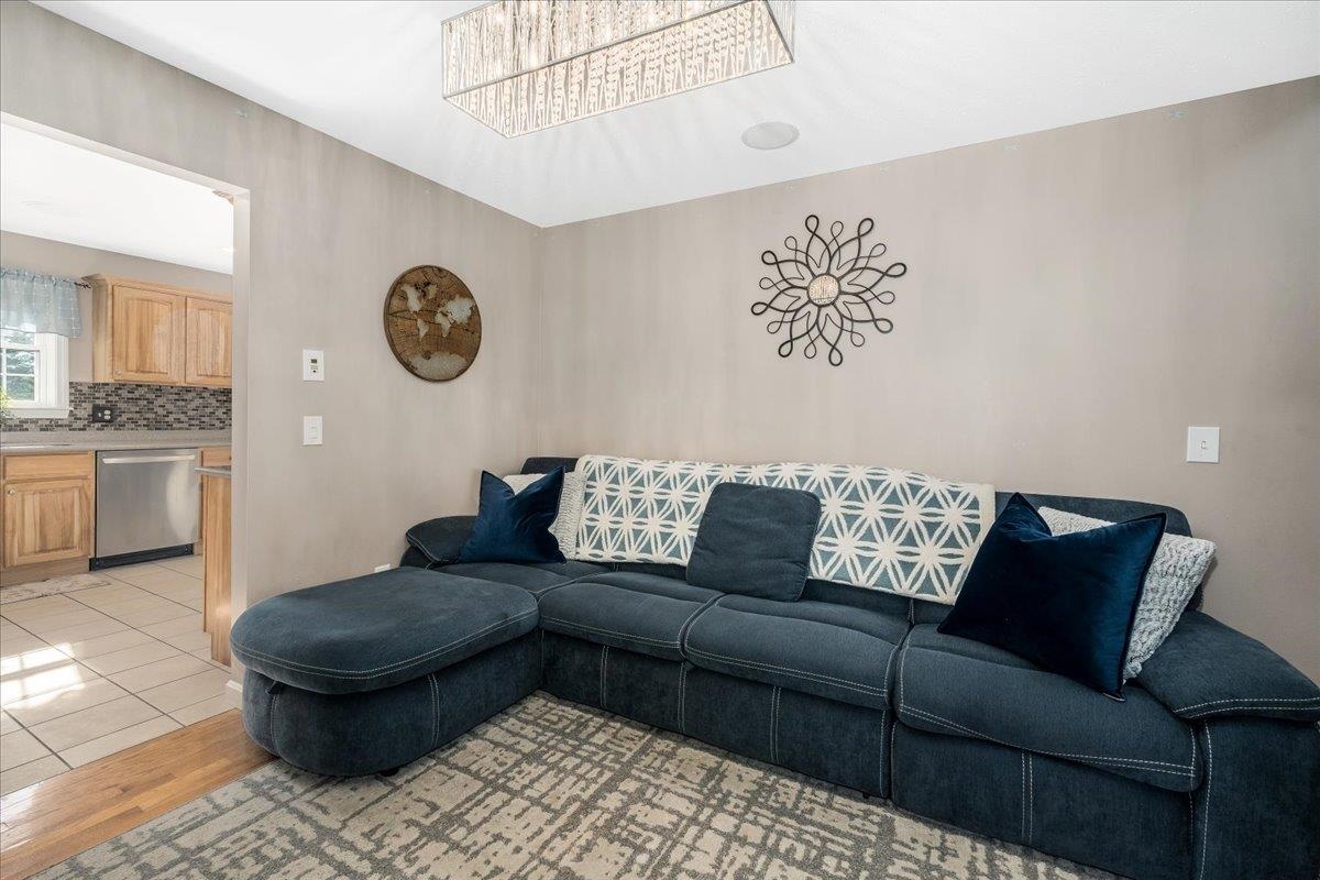 Living Room 23967652
