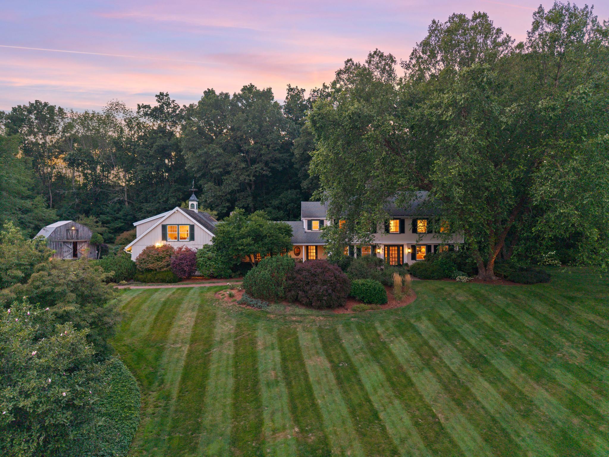 Homes for sale in Hampton Falls, NH | 276 Exeter Rd, Hampton Falls, NH 03844 | MLS# 5059229