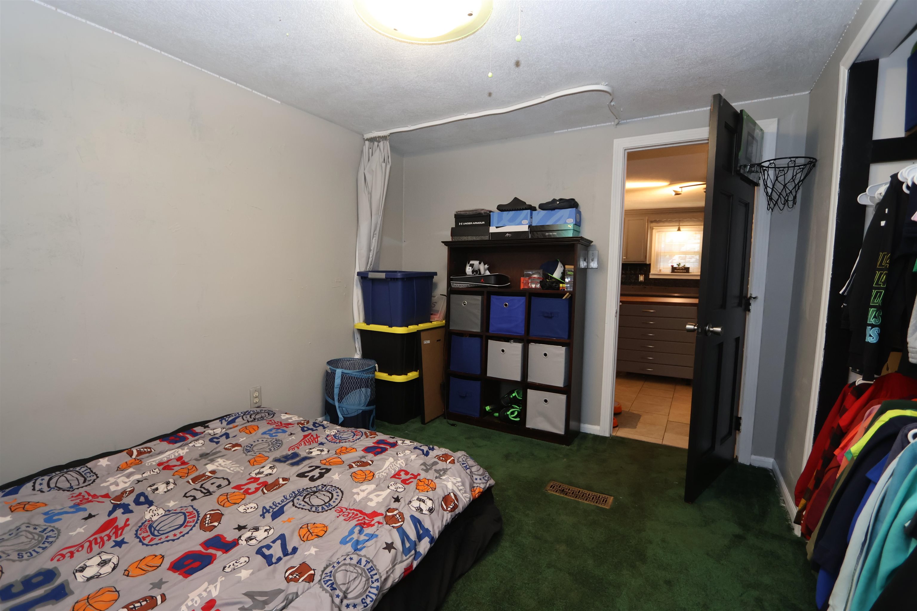 Photo 20 of 29