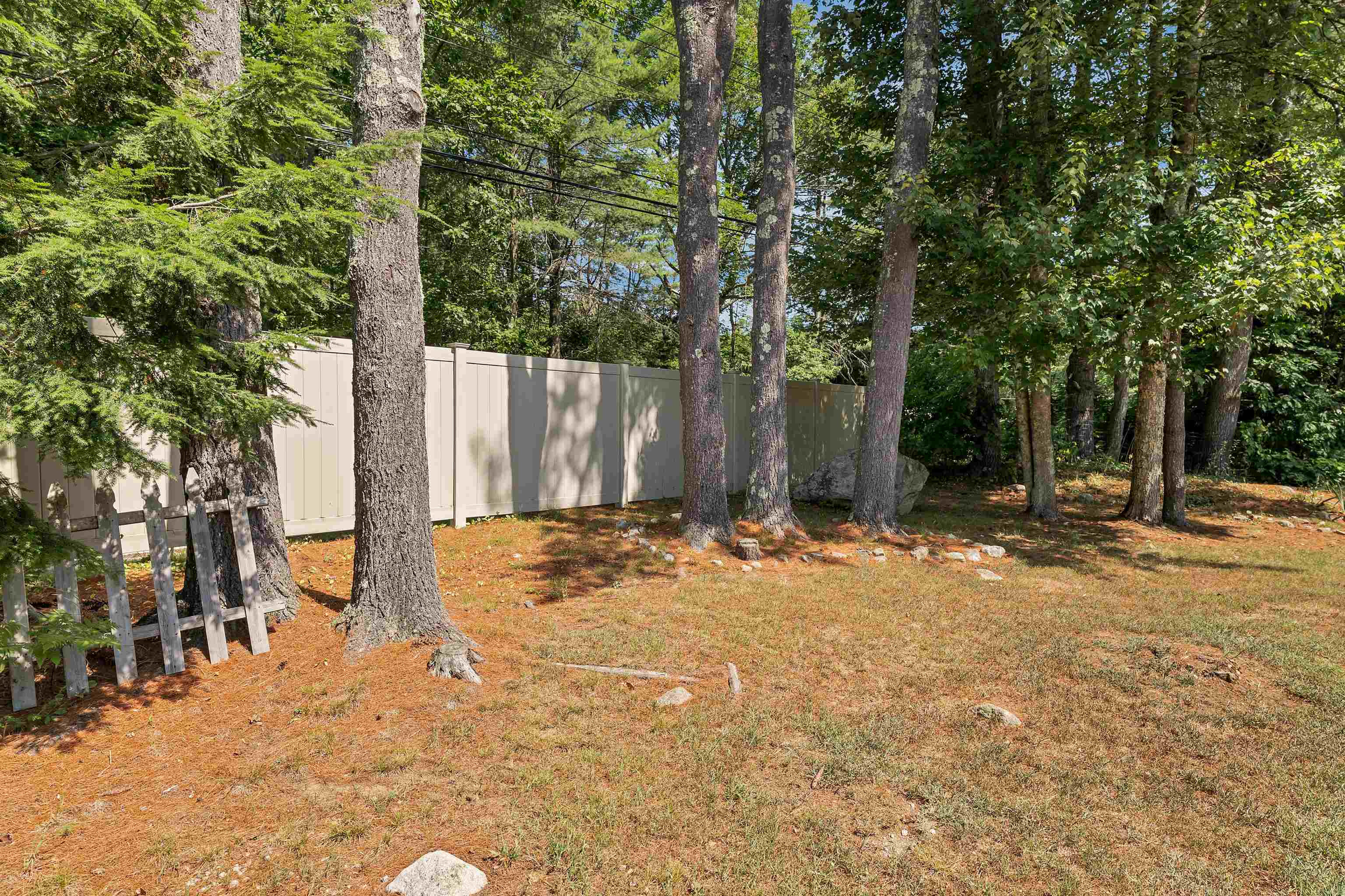 privacy fence