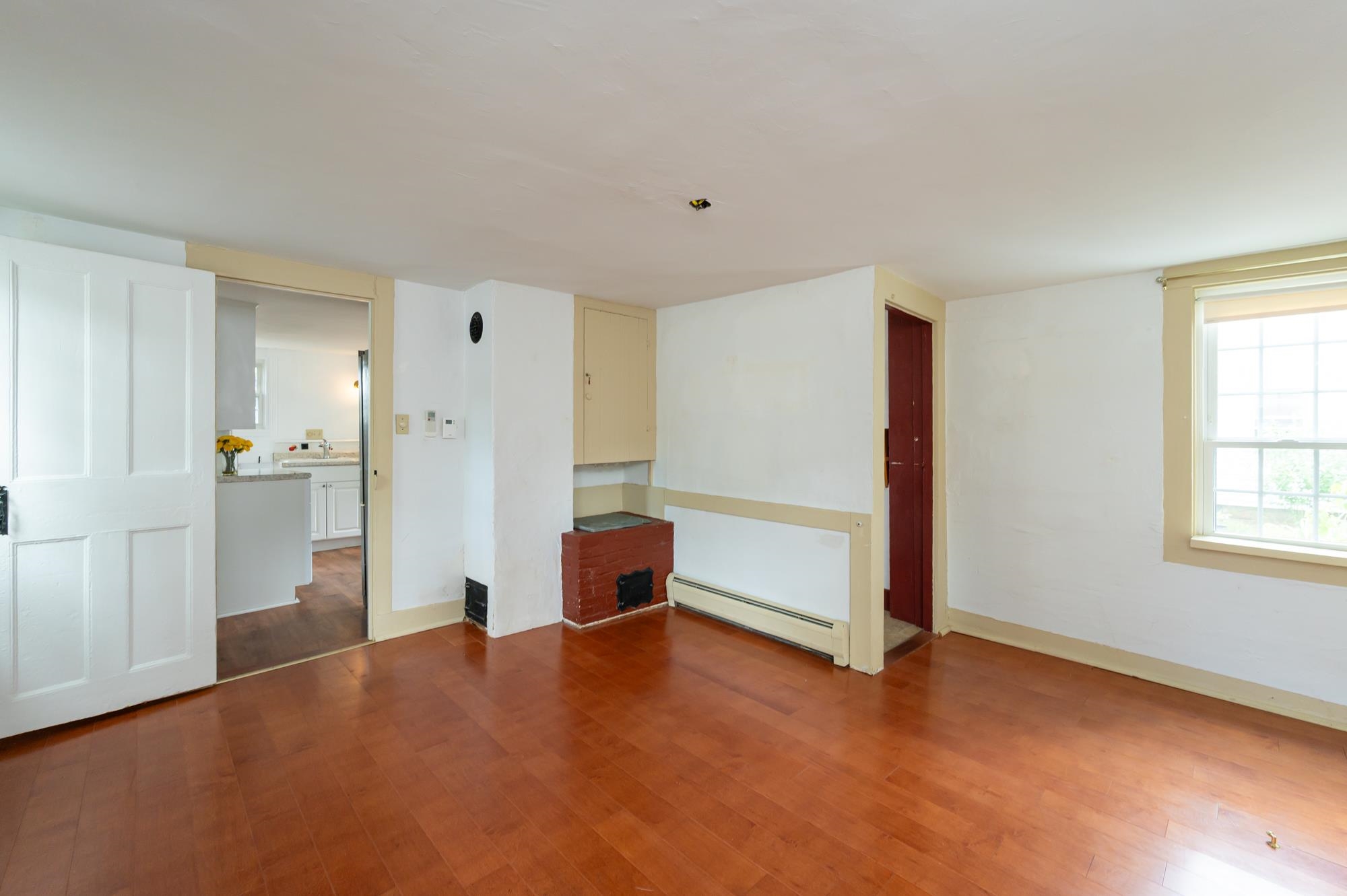 Photo 14 of 43