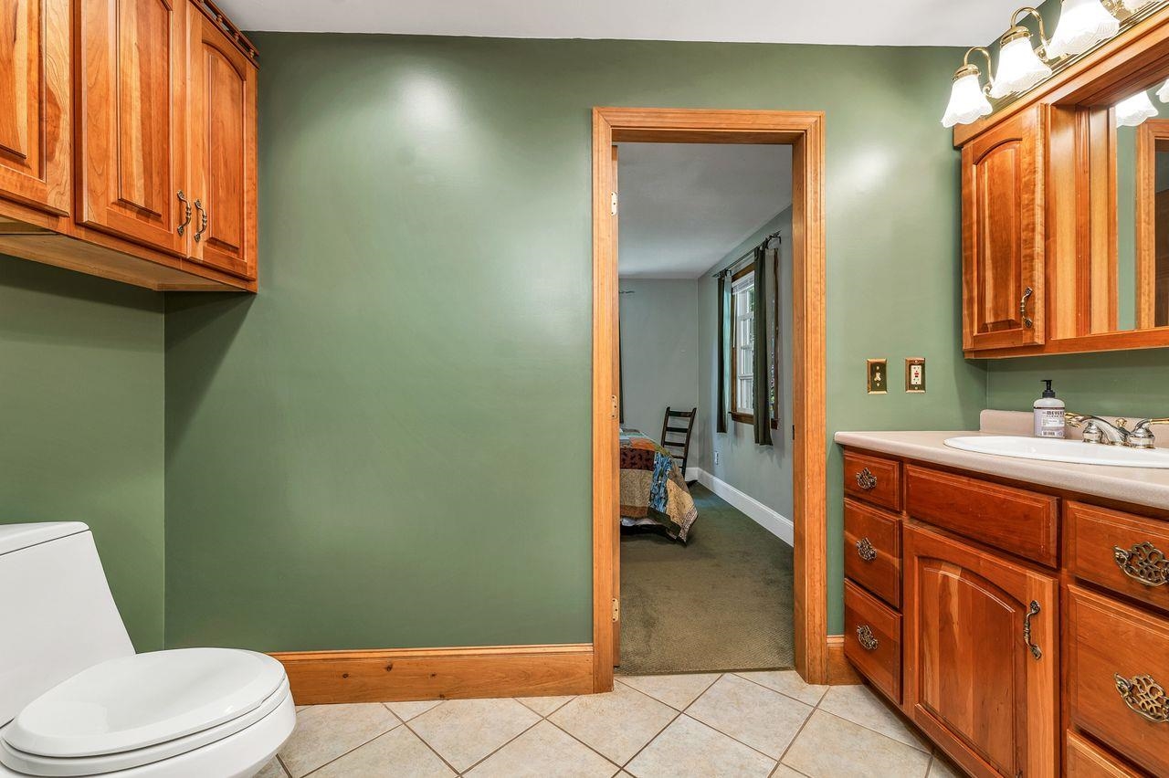 Downstairs bathroom