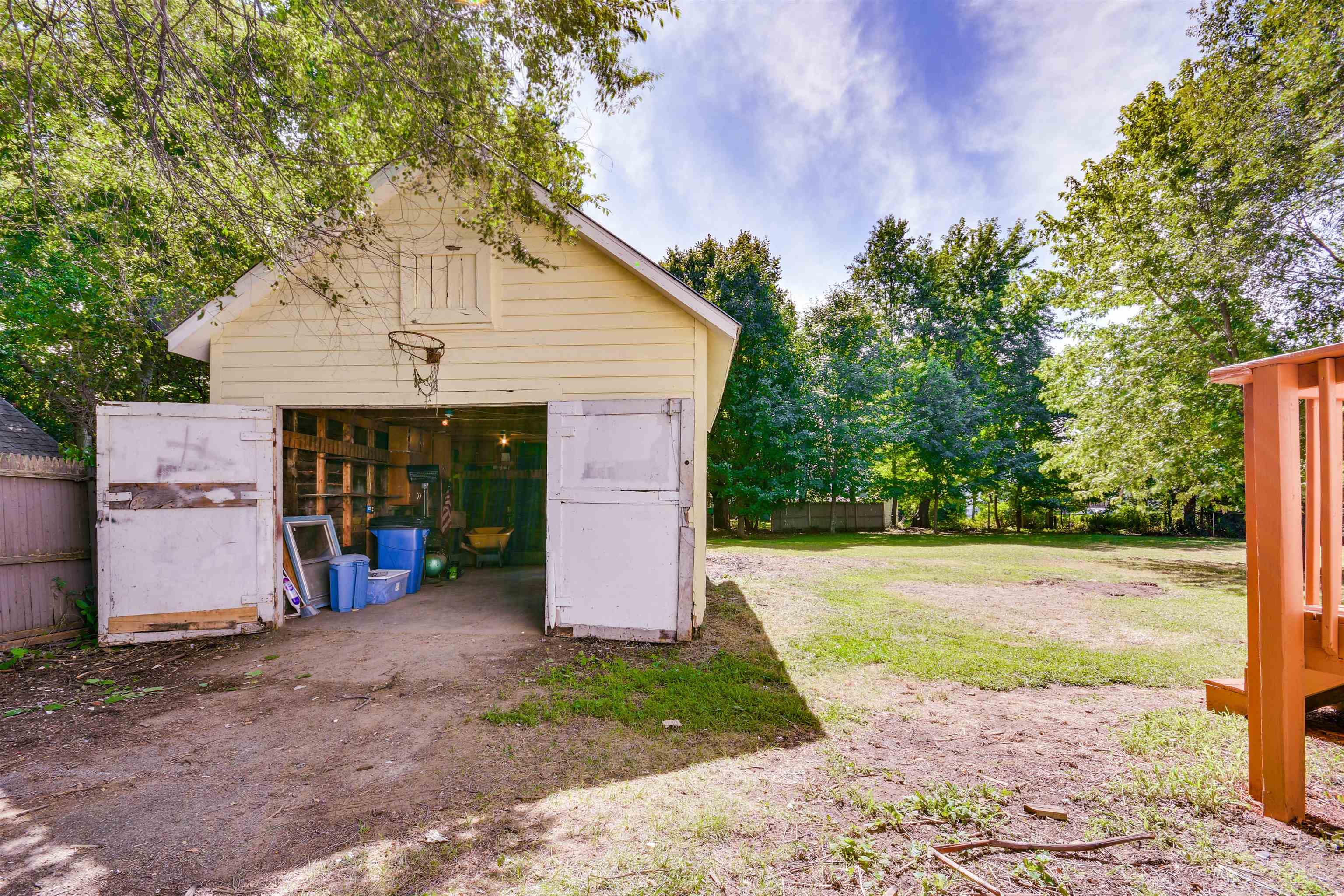 Homes for sale in South Burlington, VT | 133 White St, South Burlington, VT 05403 | MLS# 5059682