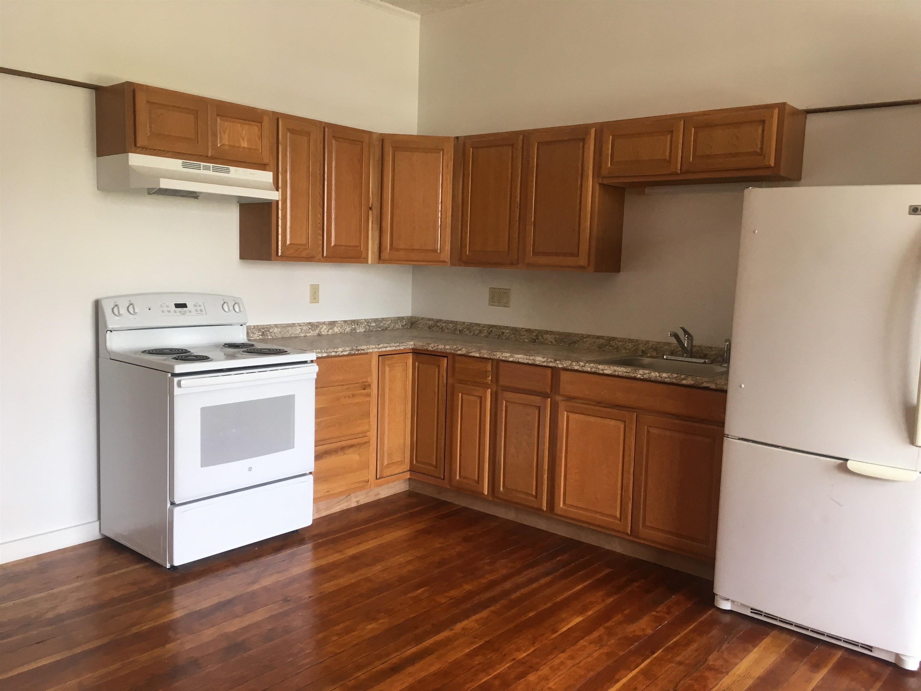 Apt 4
