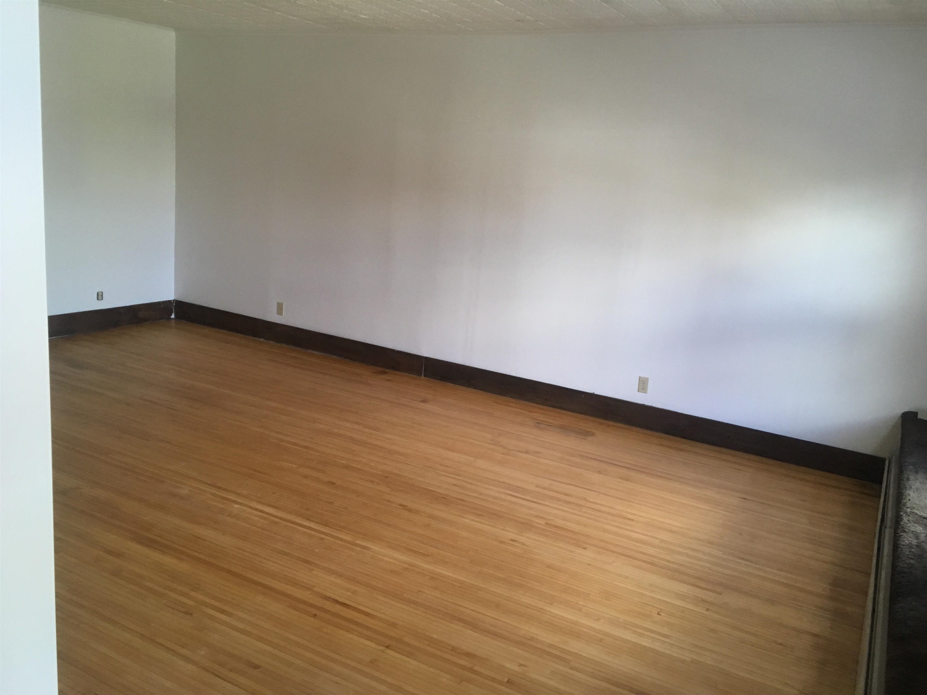 Apt 4