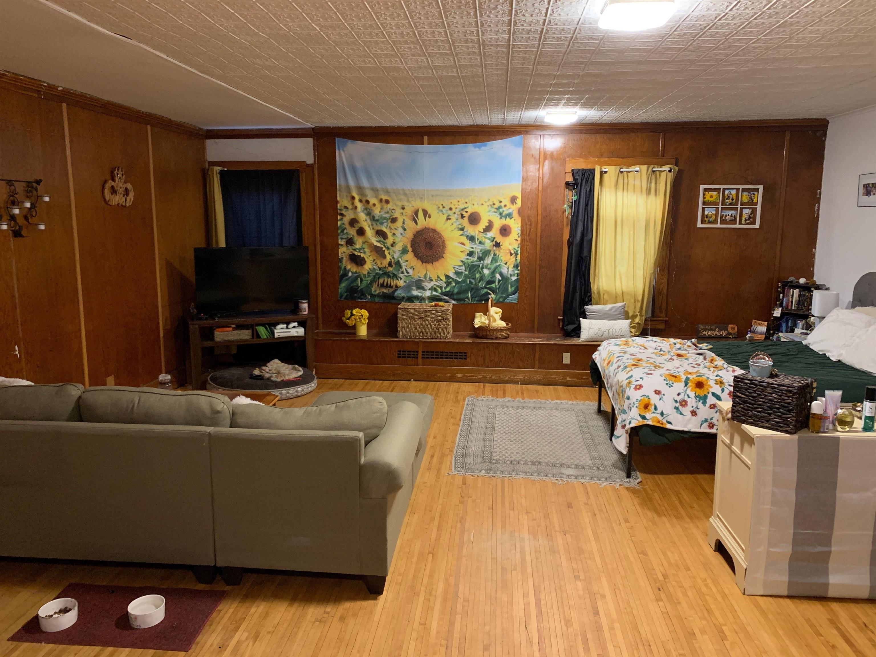 Apt 6