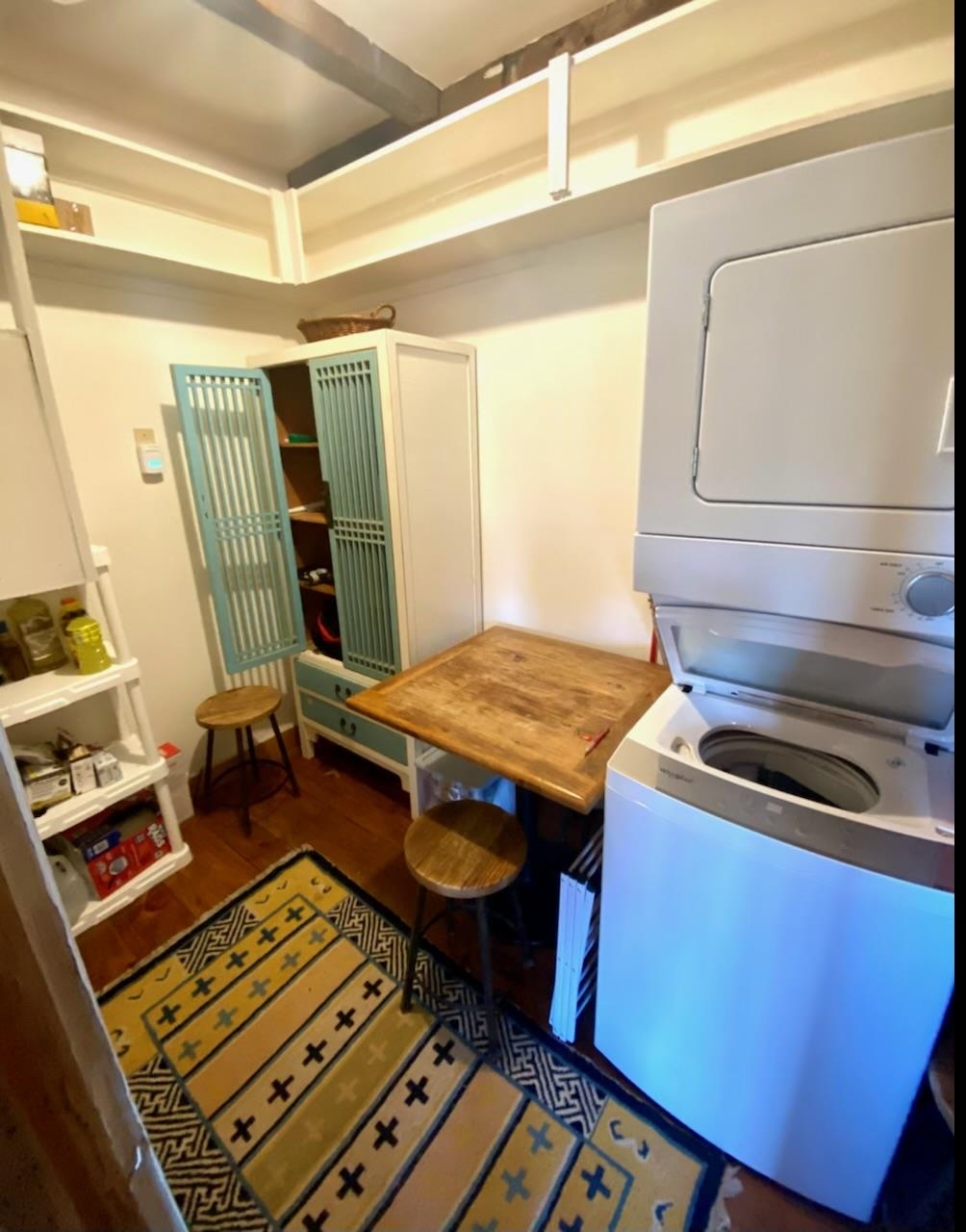 !st floor laundry
