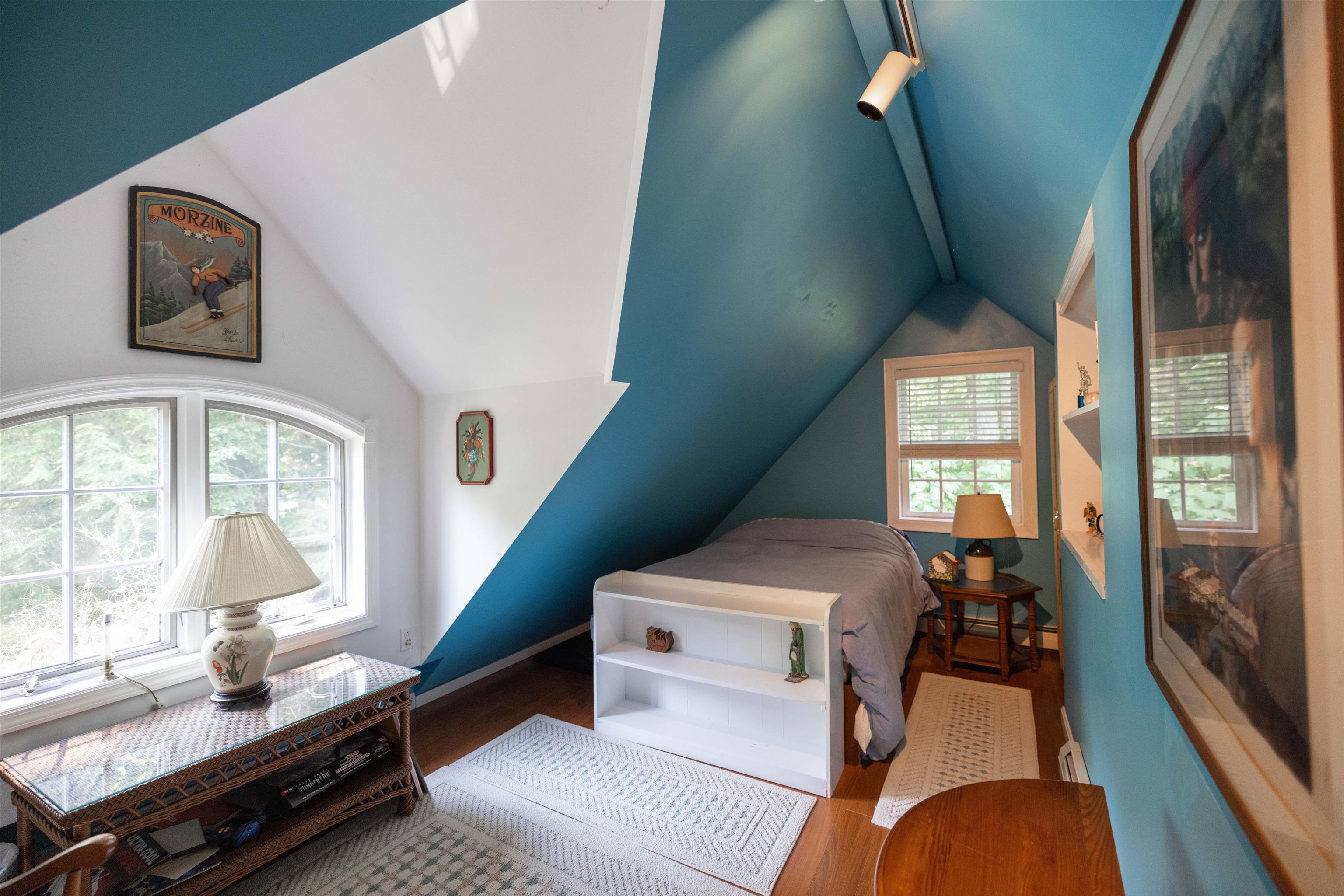 Upstairs guest bedroom
