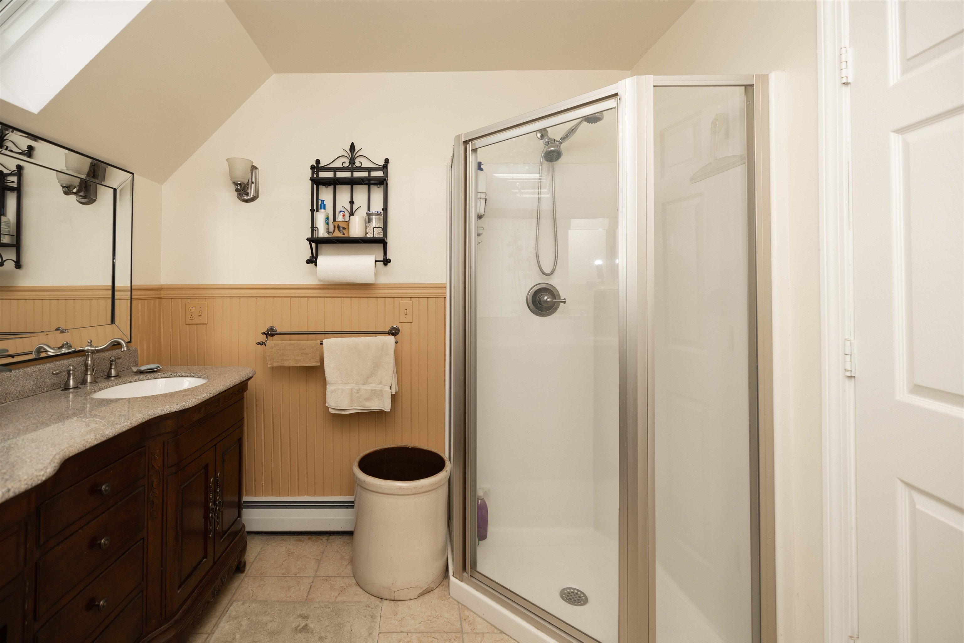 Bathroom in Studio above Garage