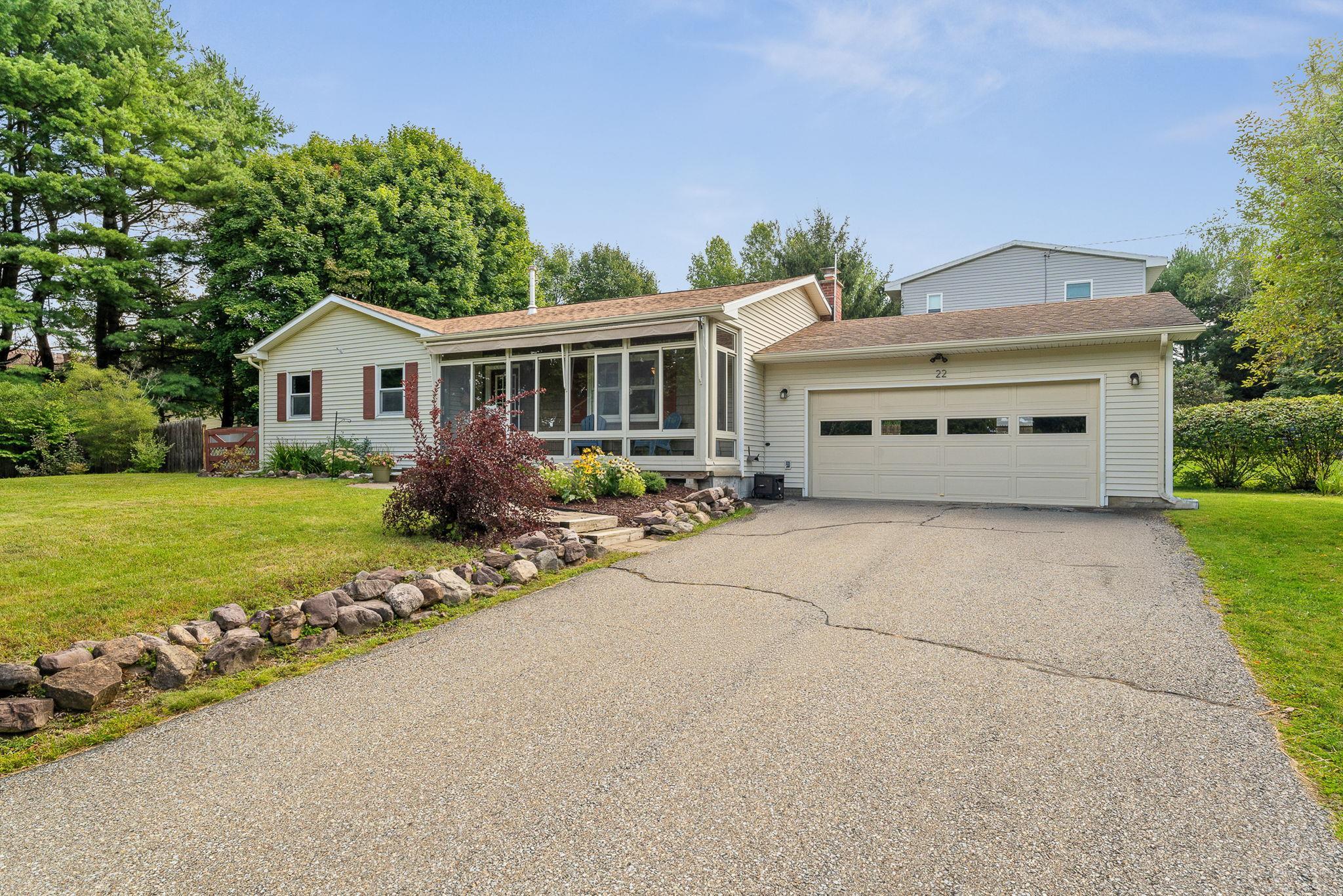 Homes for sale in Williston, VT | 22 Shirley Cir, Williston, VT 05495 | MLS# 5060174