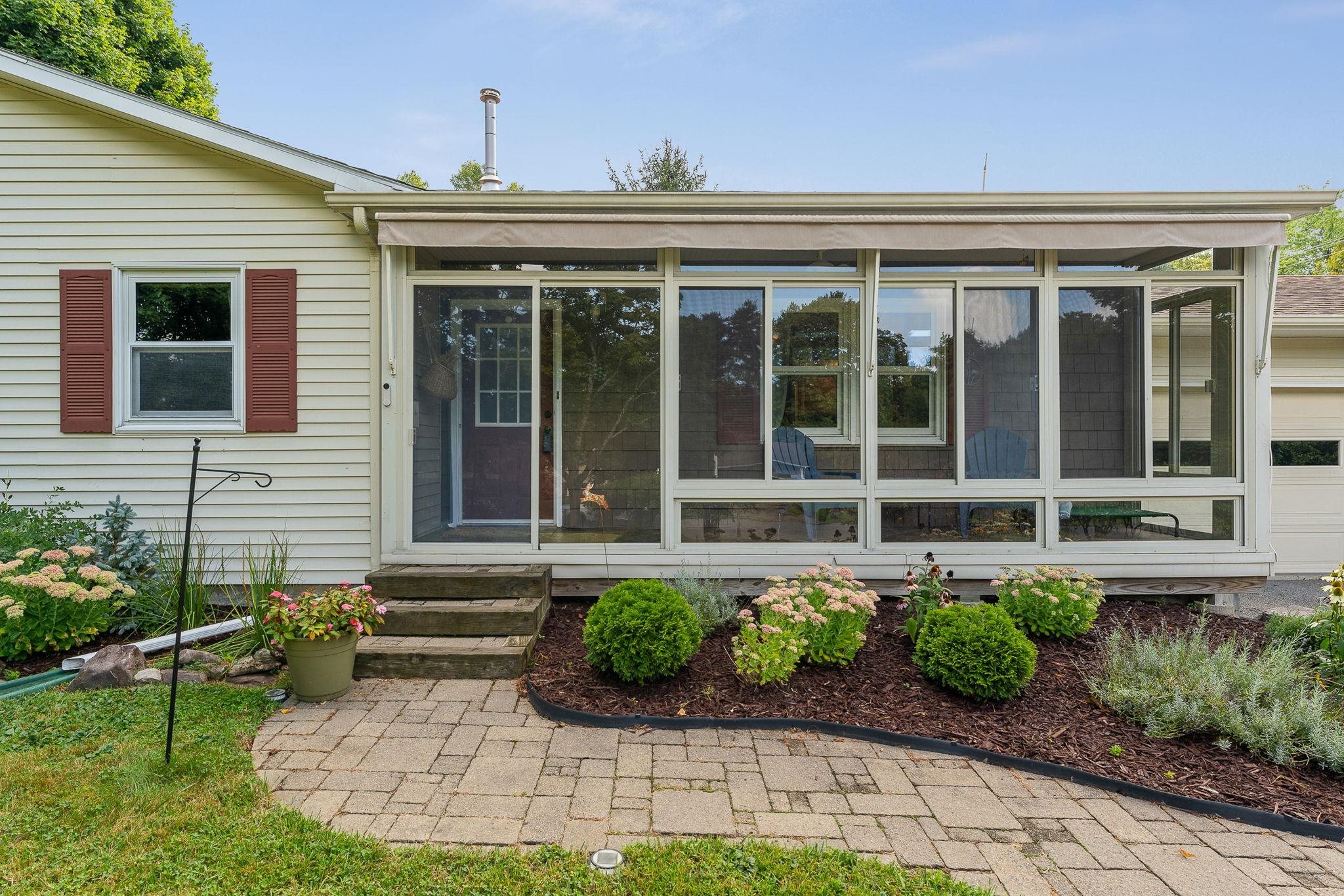 Homes for sale in Williston, VT | 22 Shirley Cir, Williston, VT 05495 | MLS# 5060174