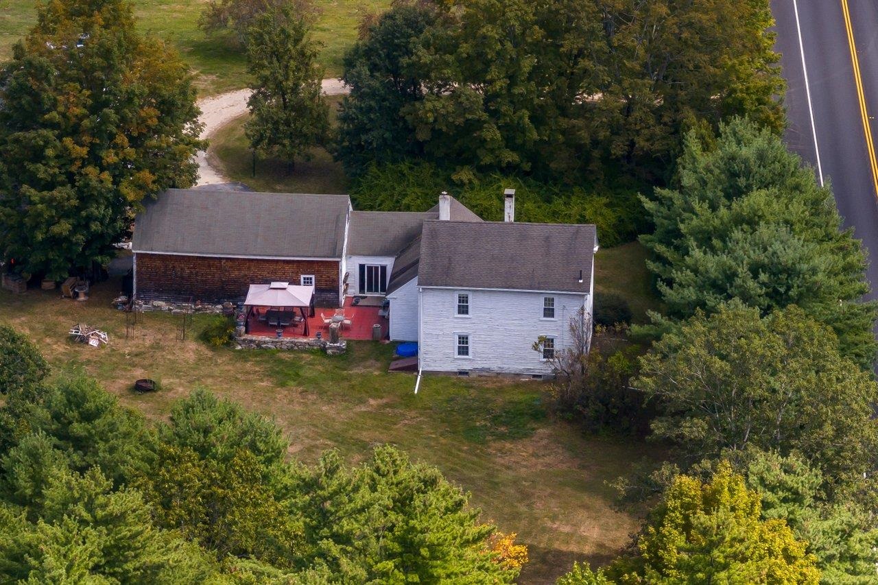 Photo 12 of 60
