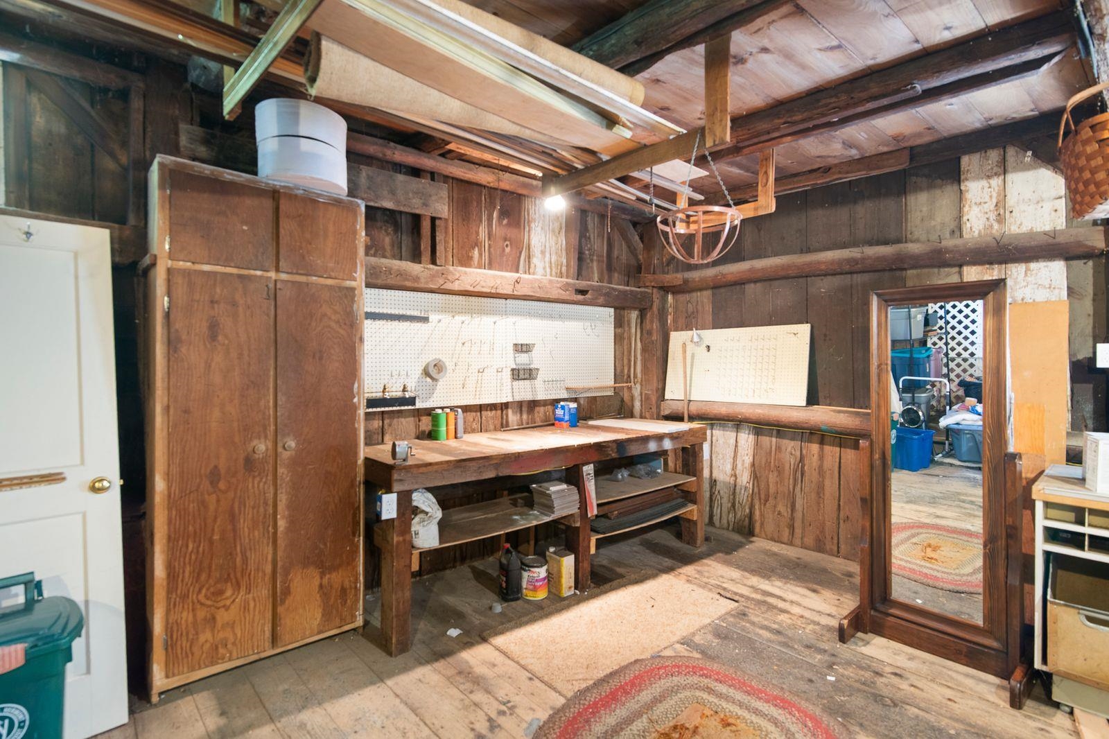 Attached barn....great space and potential.