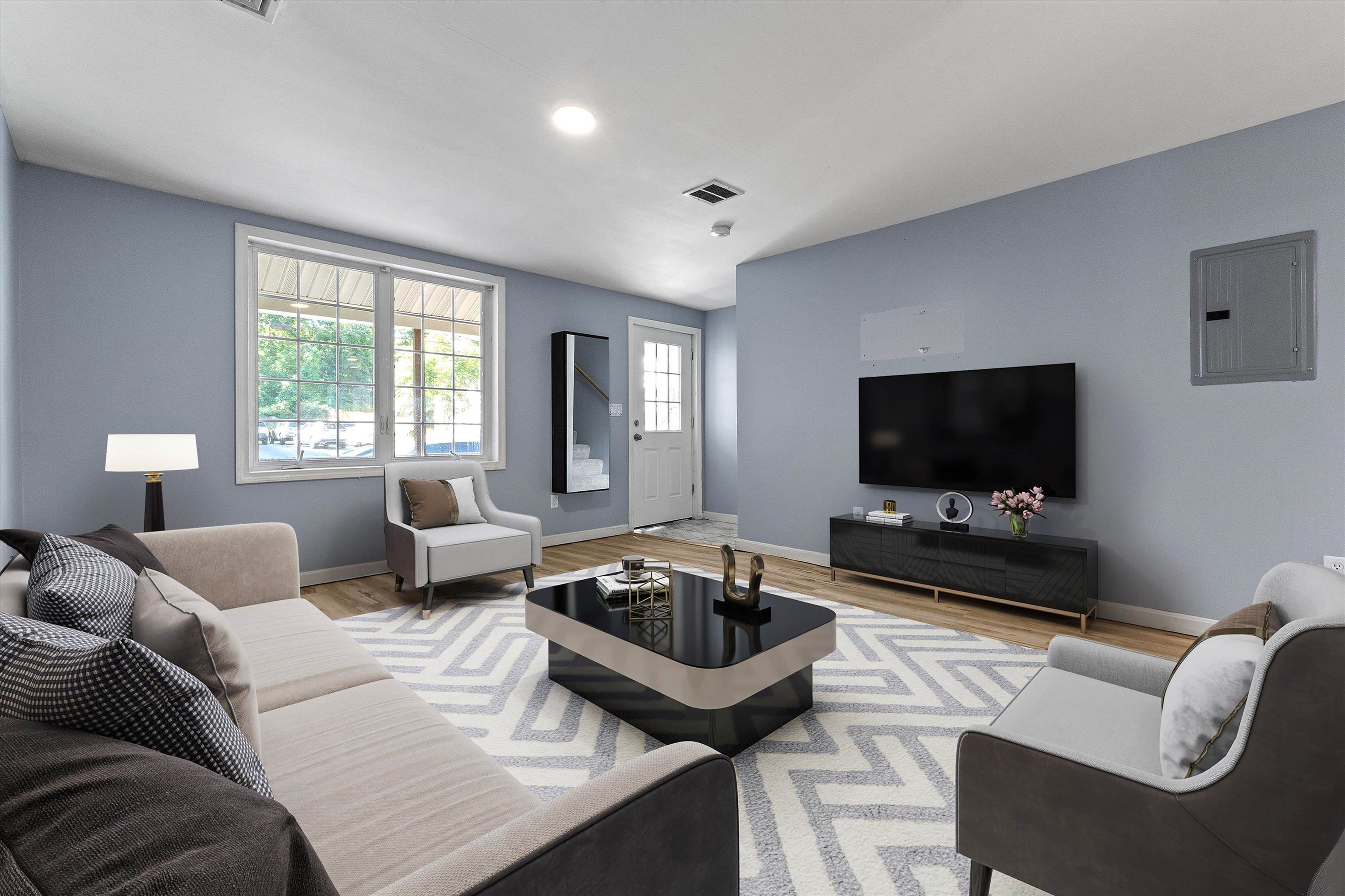 Homes for sale in Manchester, NH | 33 W Elmhurst Ave #B, Manchester, NH 03103 | MLS# 5060404